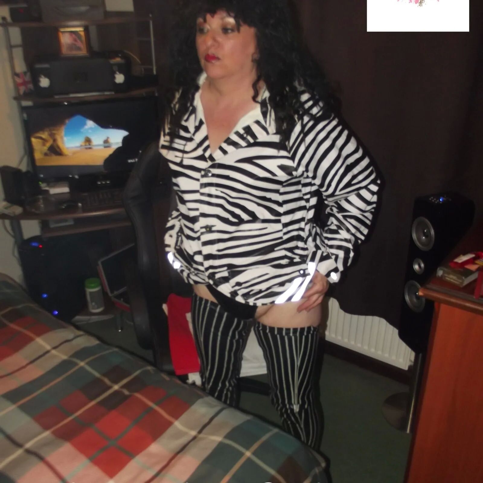 SHIRLEY SLUT 809 - 84 Pics