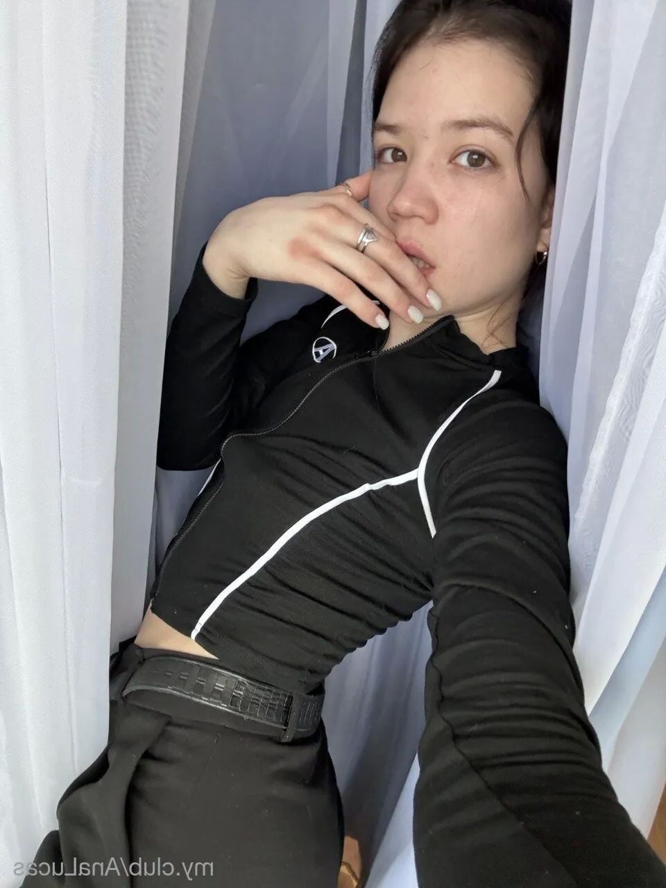 Ana <3 Free Photos - 28 Pics