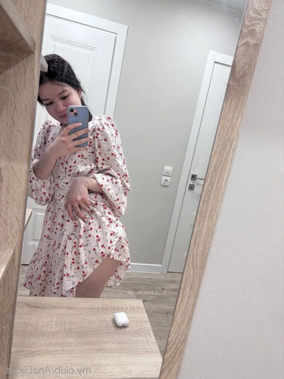 Ana <3 Free Photos - 28 Pics