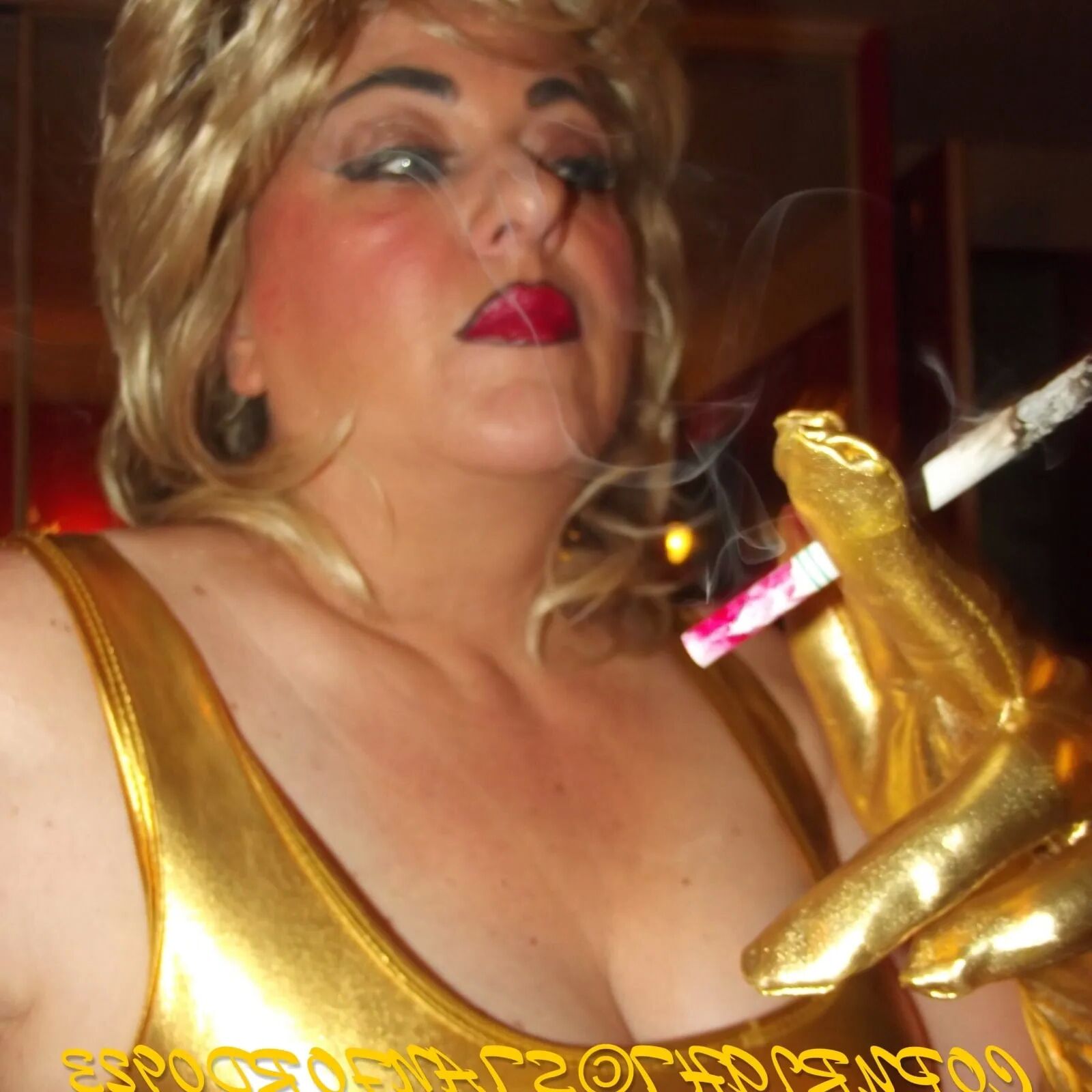 SHIRLEY SLUT 703 - 50 Pics