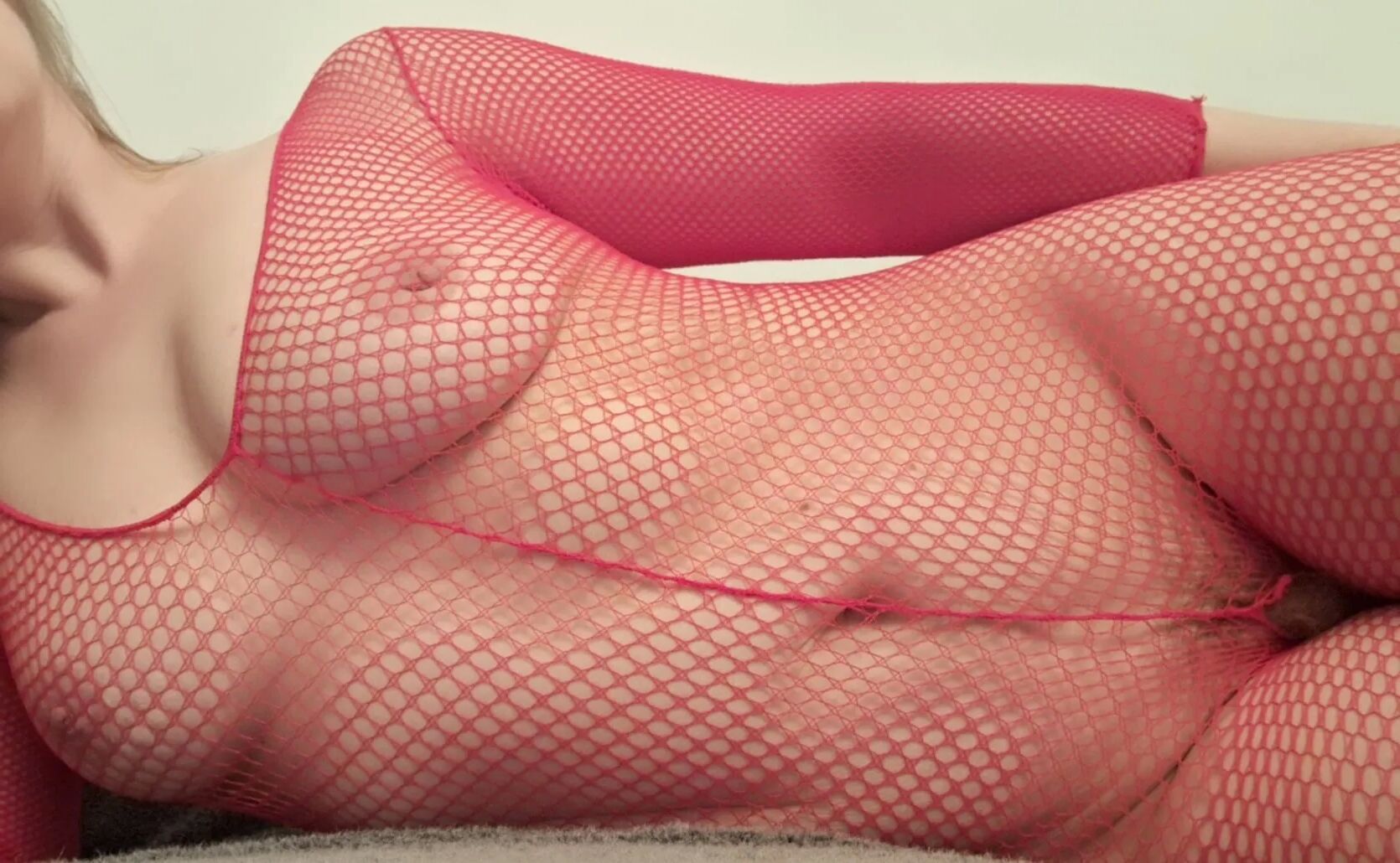 Roter catsuit - 6 Pics
