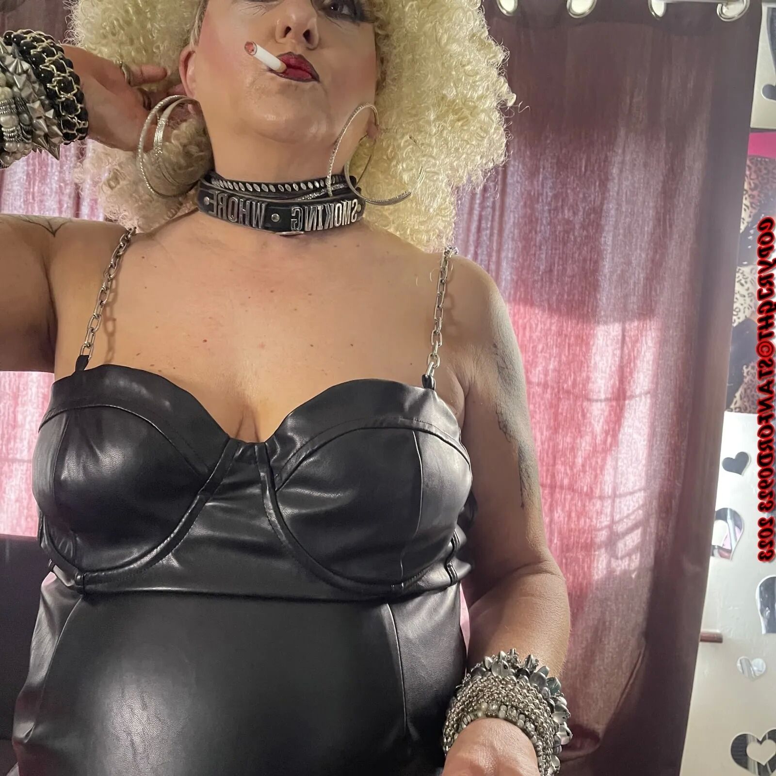 WHORE SHIRLEY ON FIRE - 124 Pics