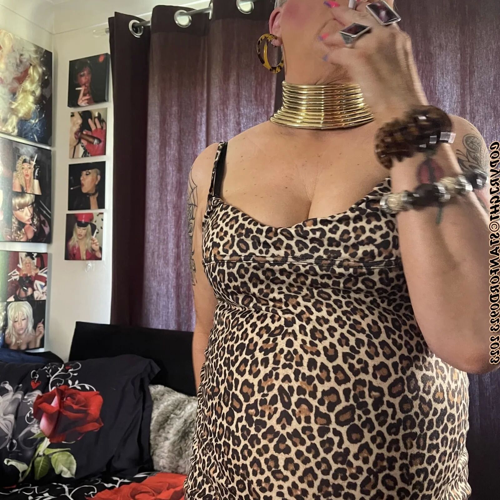 YOUR MOM SHIRLEY - 125 Pics