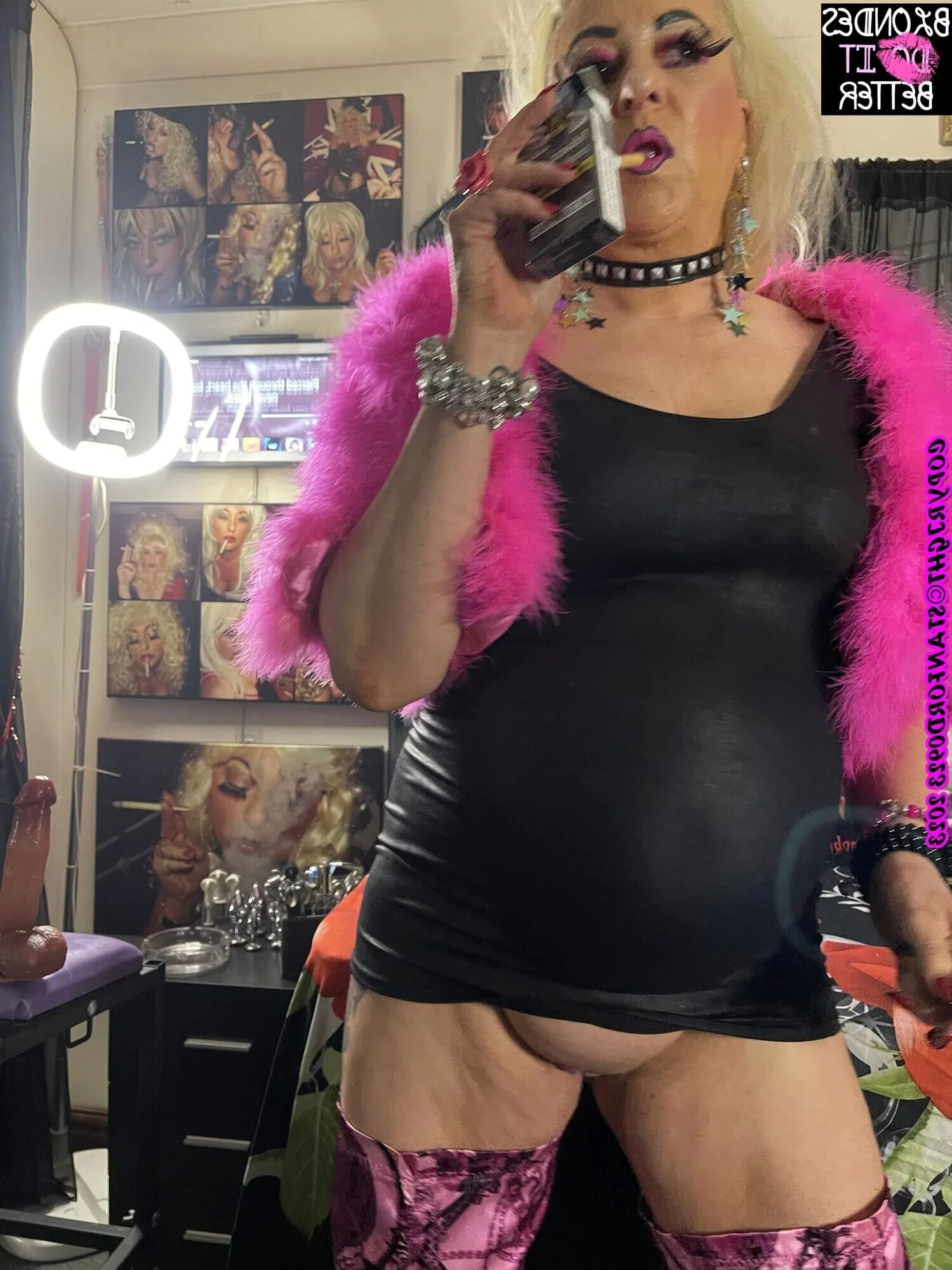 WATCH THIS SLUT - 82 Pics