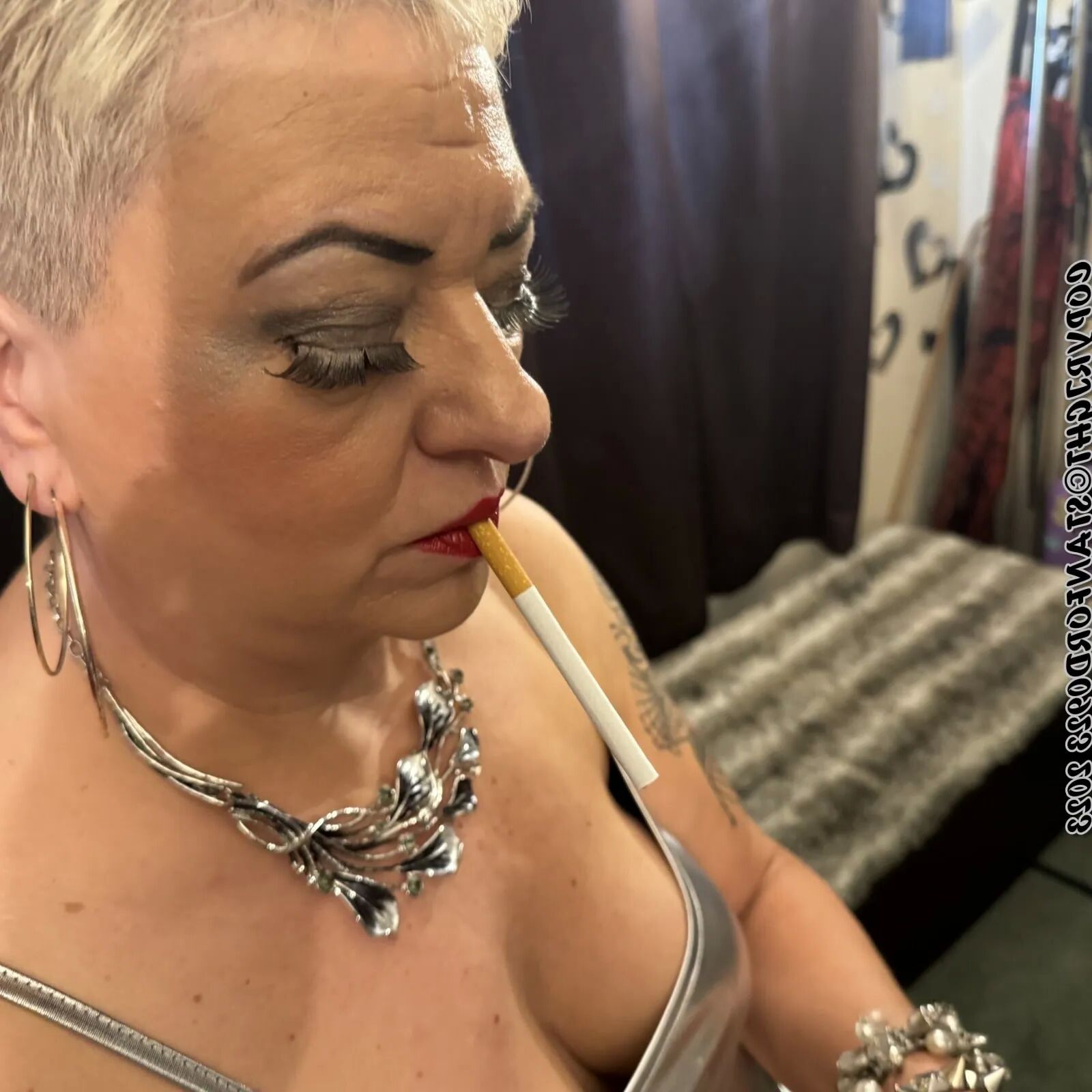 THIS IS WHAT A SLUT LOOKS LIKE - 77 Pics