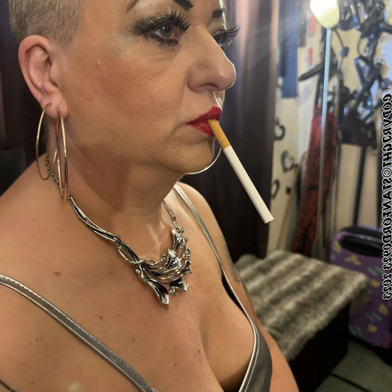 THIS IS WHAT A SLUT LOOKS LIKE - 77 Pics