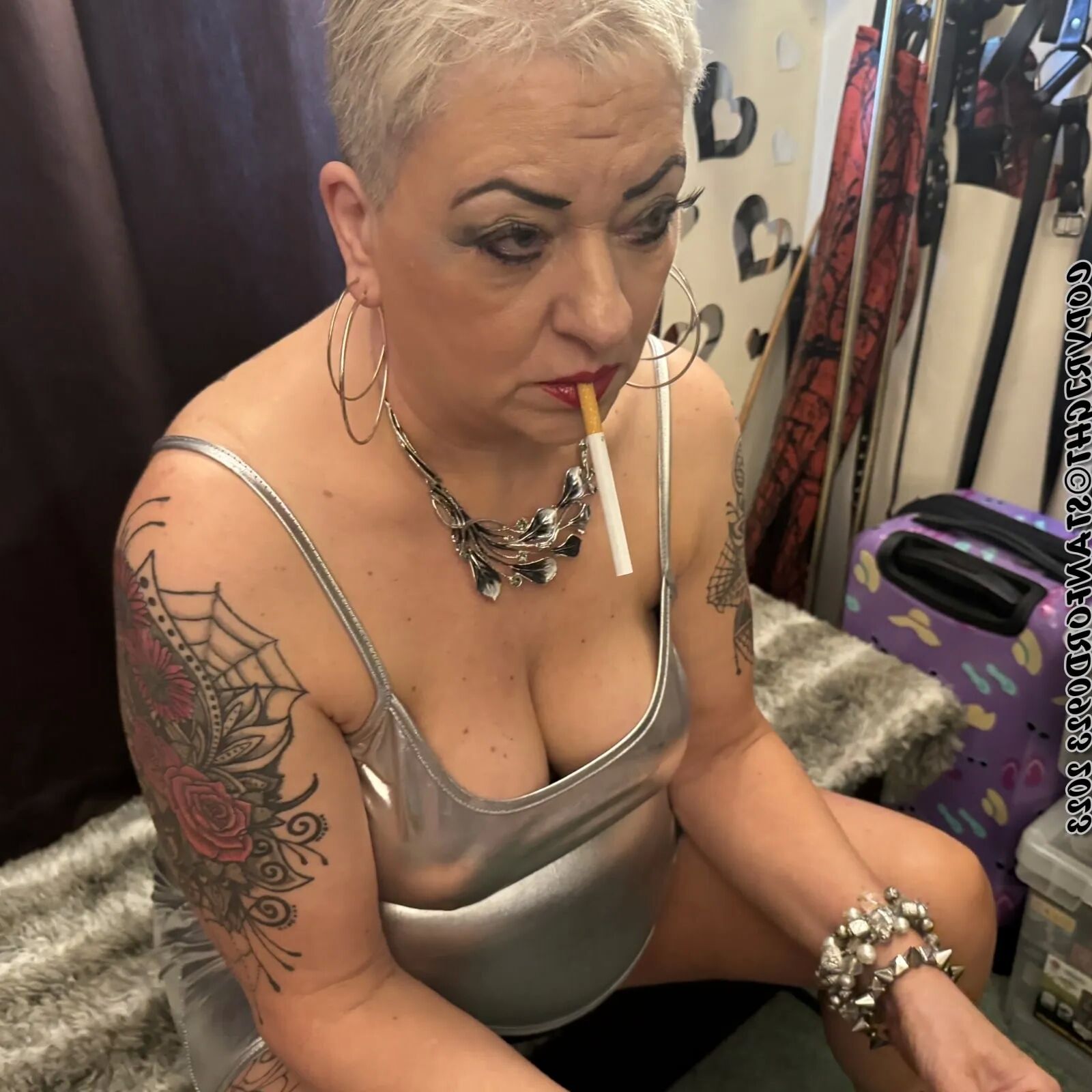THIS IS WHAT A SLUT LOOKS LIKE - 77 Pics