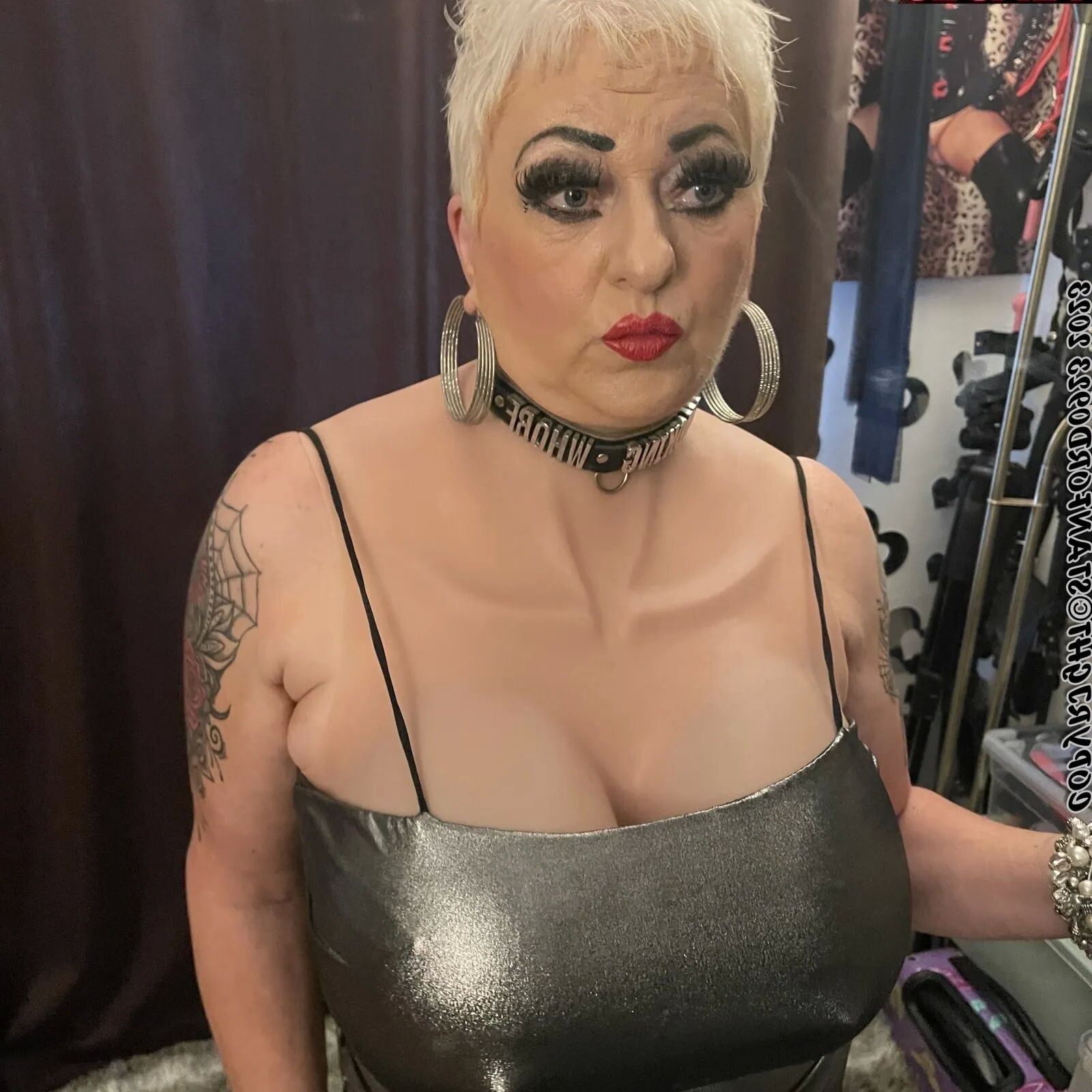 SHIRLEY STEP MOM TEASES - 120 Pics