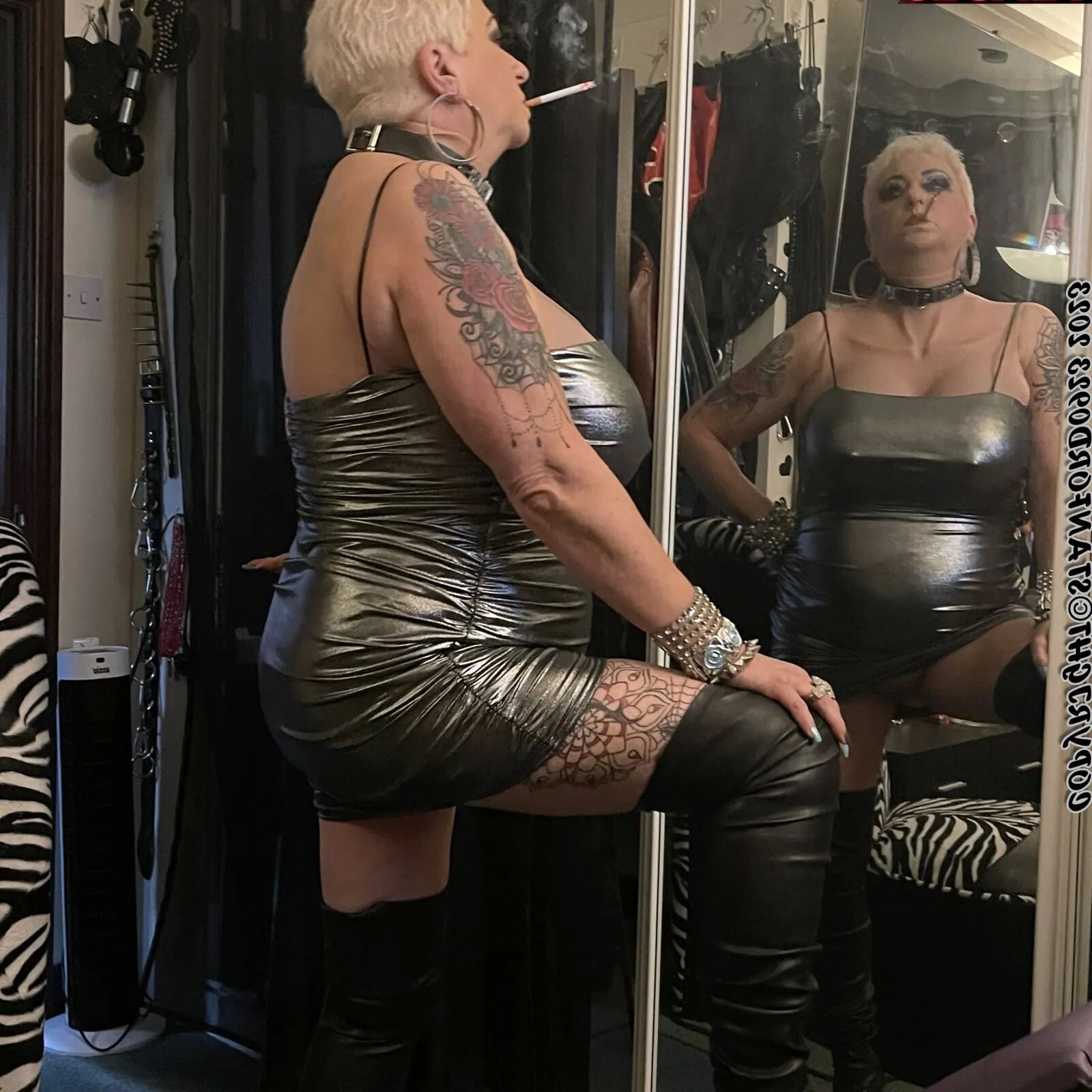 SHIRLEY STEP MOM TEASES - 120 Pics