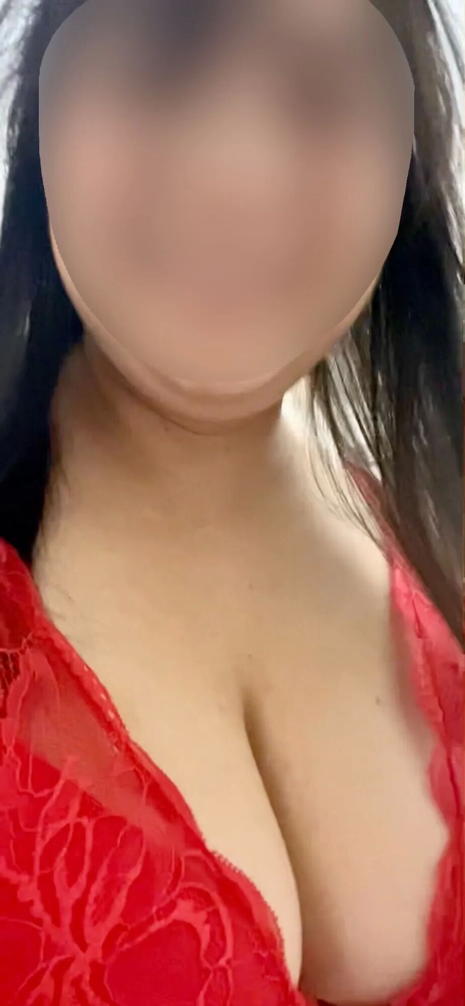 Just Rach’s Tits in a Red Bra - 33 Pics