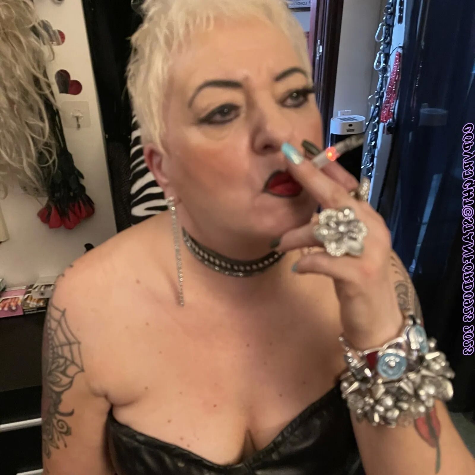 STEP MOM SHIRLEY CRAVES YOUNG COCK - 119 Pics