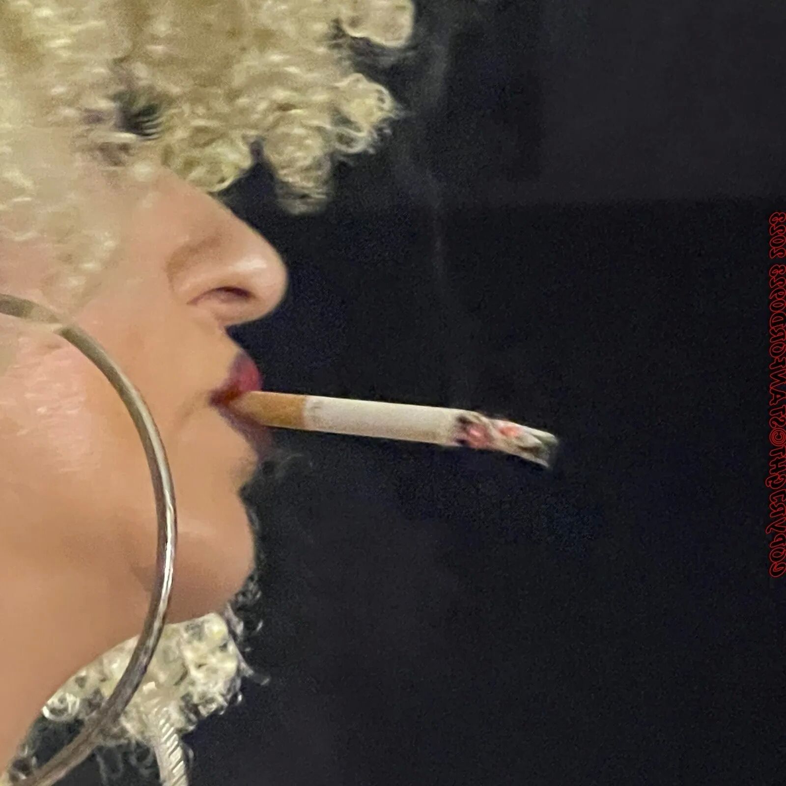 SHIRLEY SMOKING WHORE - 173 Pics