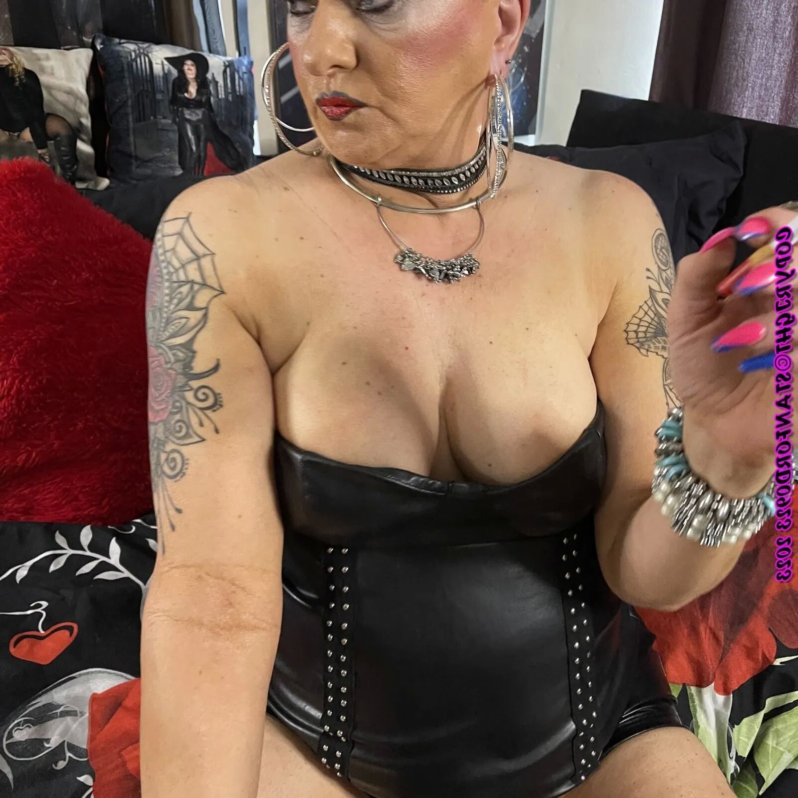 SEX TOY HEAVEN SHIRLEY - 145 Pics