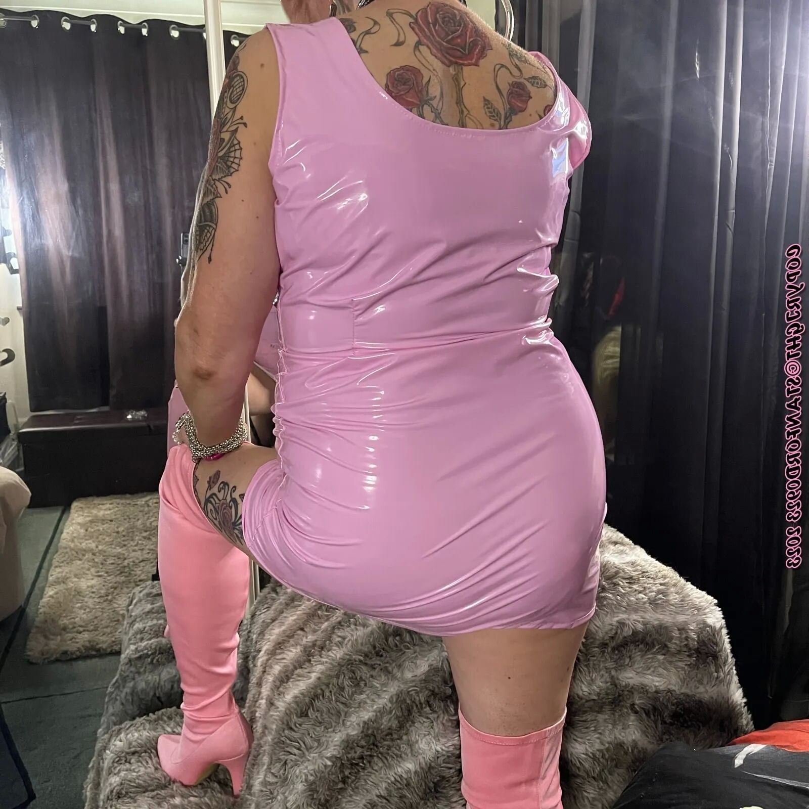 SATURDAY EXTRA SHIRLEY - 109 Pics