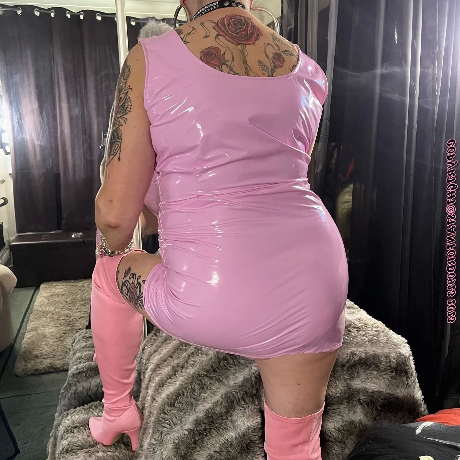 SATURDAY EXTRA SHIRLEY - 109 Pics