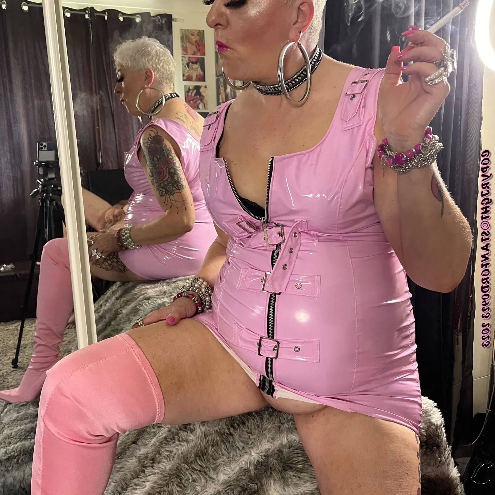 SATURDAY EXTRA SHIRLEY - 109 Pics