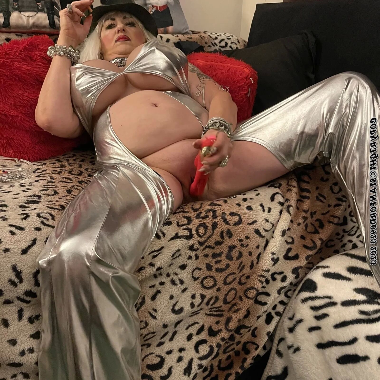 MY STEPMOM SHIRLEY TEASES ME ALL THE TIME - 180 Pics