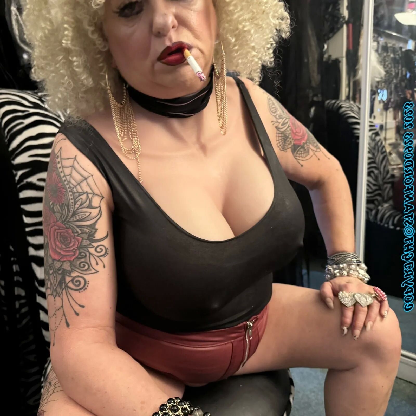 MY AUNT SHIRLEY IS SUCH A SLUT - 93 Pics