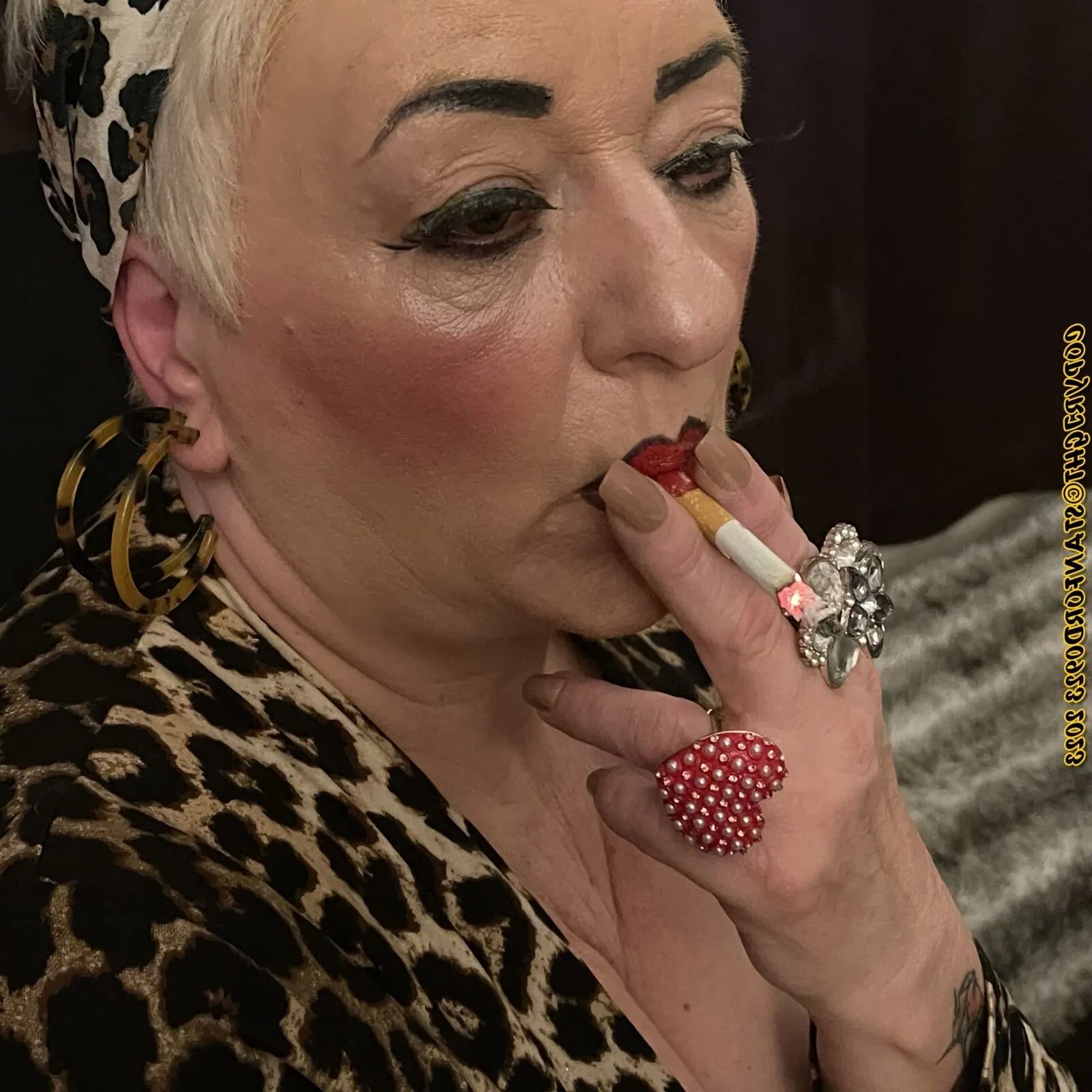 MOM NEEDS YOUNG COCK - 53 Pics