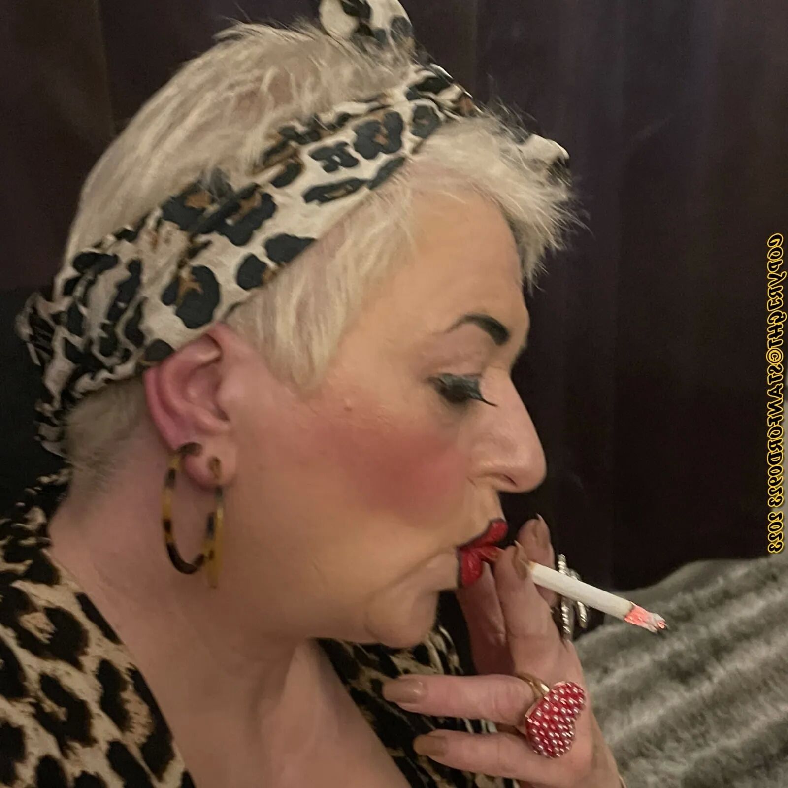 MOM NEEDS YOUNG COCK - 53 Pics