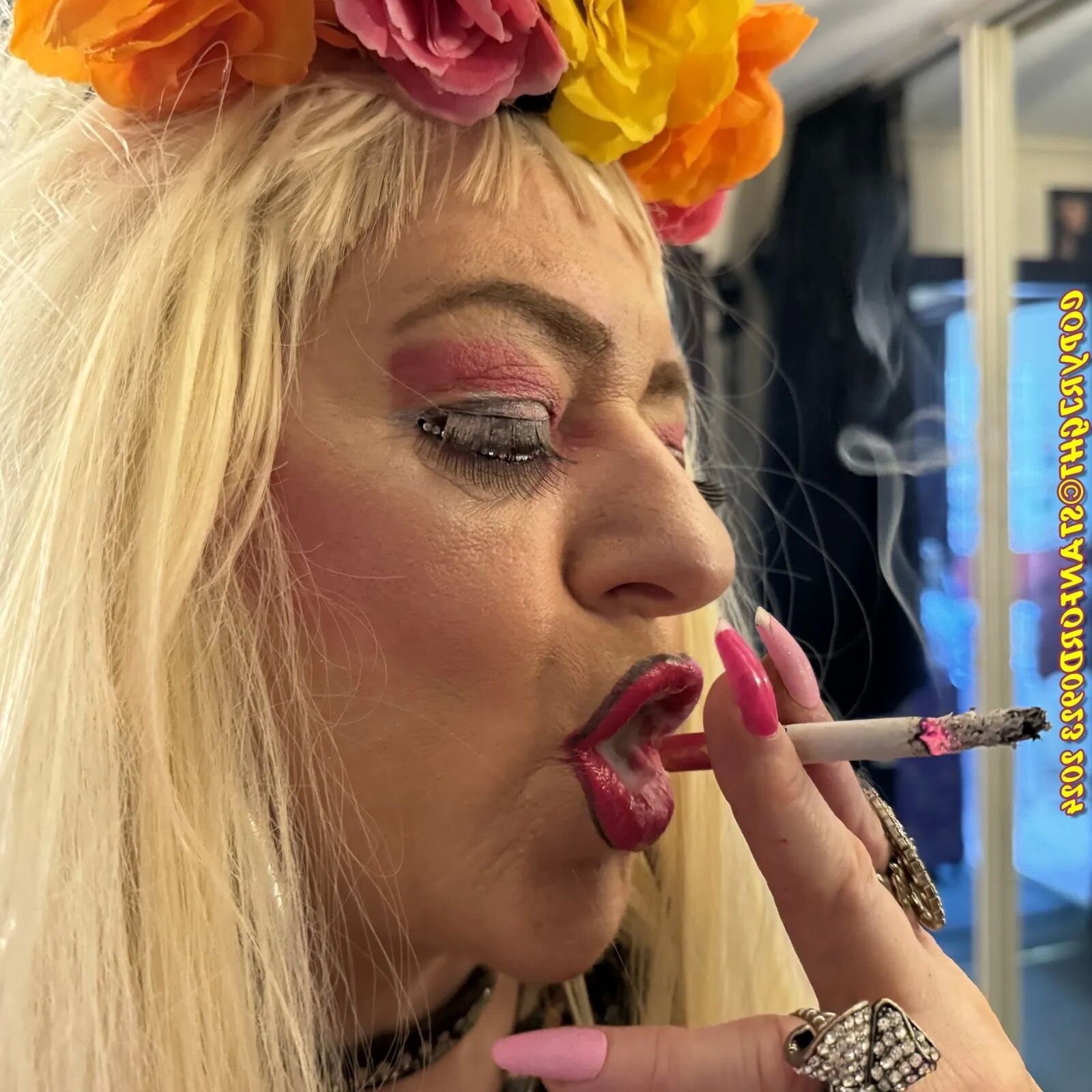 SHIRLEY HIPPY SLUT - 105 Pics