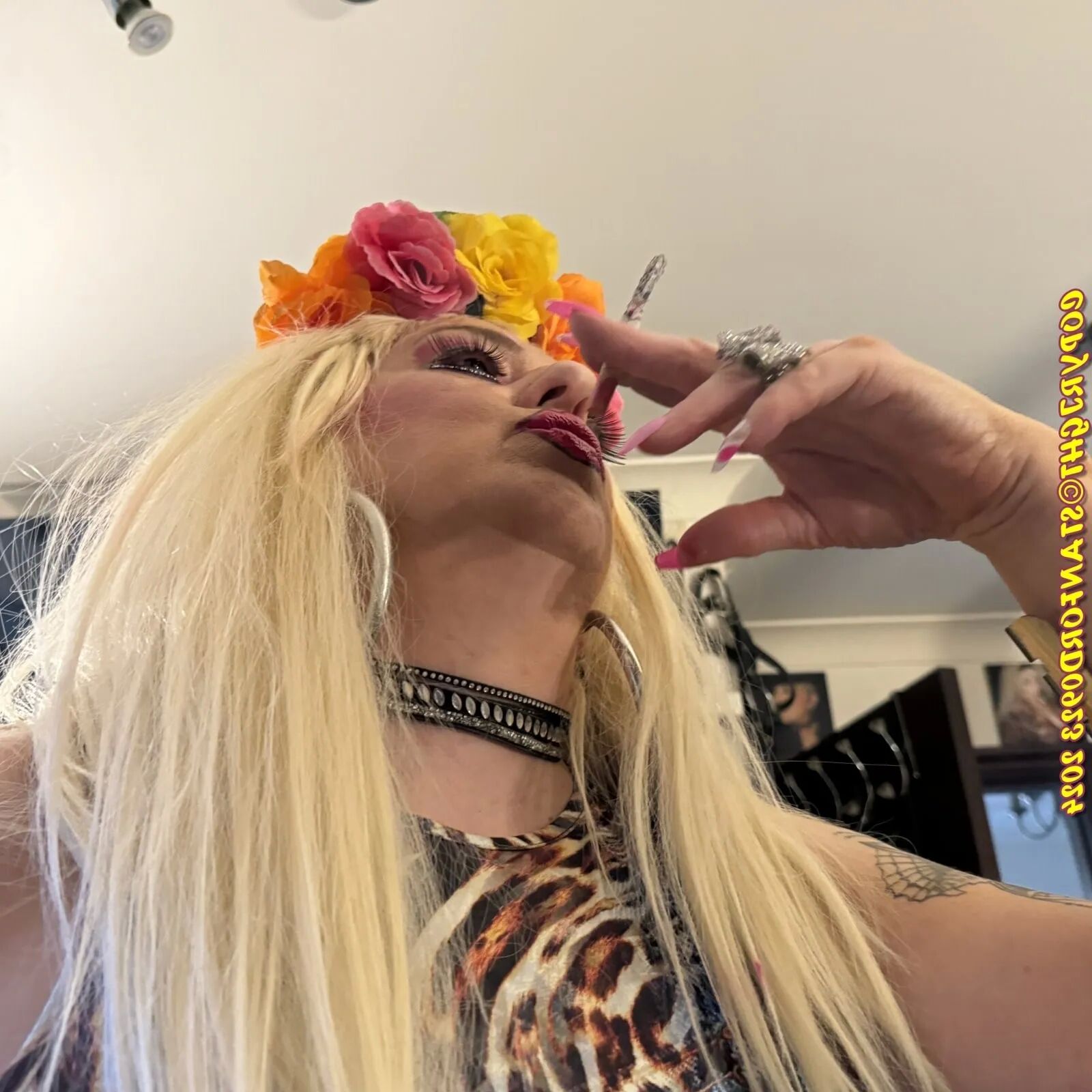 SHIRLEY HIPPY SLUT - 105 Pics