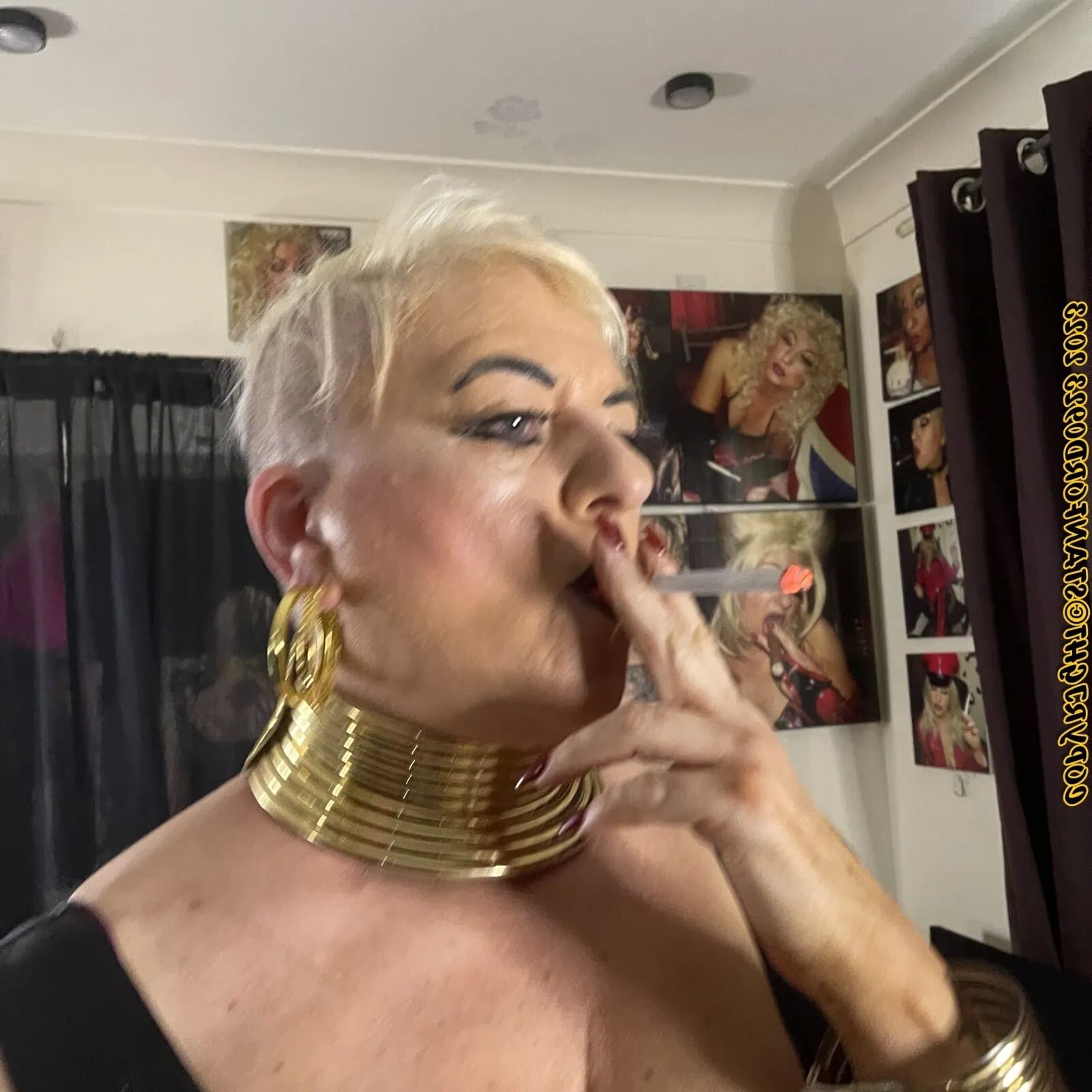 BAD AUNTIE SHIRLEY - 148 Pics