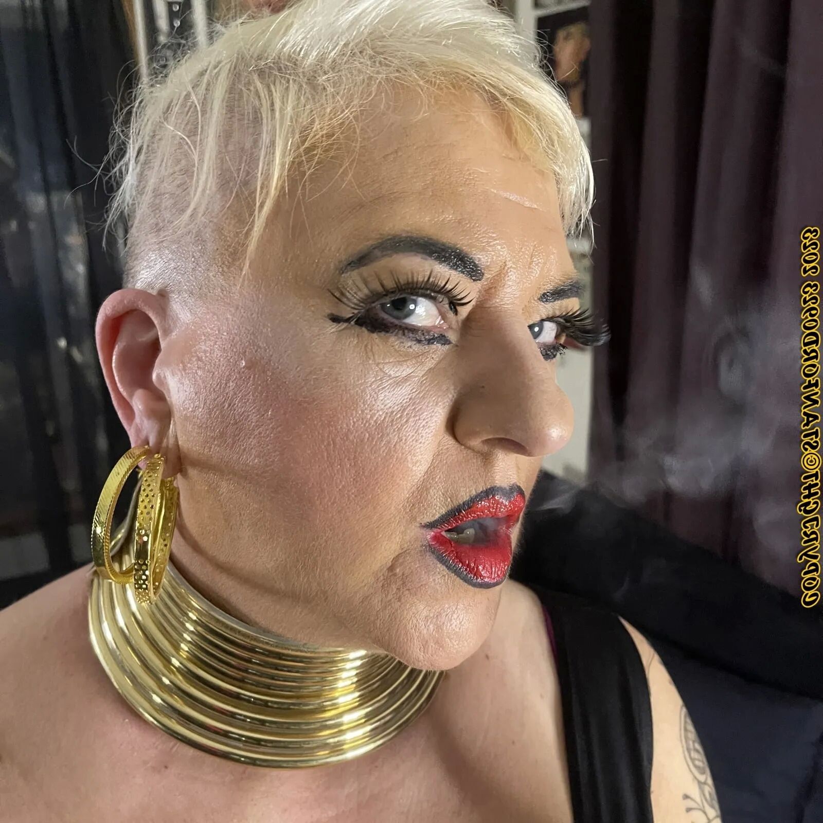 BAD AUNTIE SHIRLEY - 148 Pics