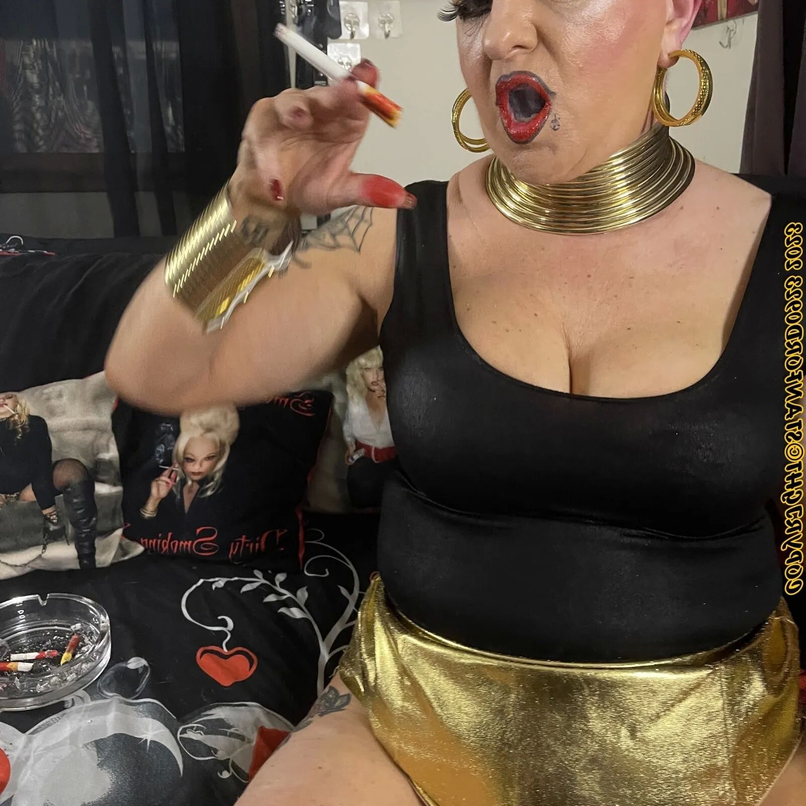 BAD AUNTIE SHIRLEY - 148 Pics