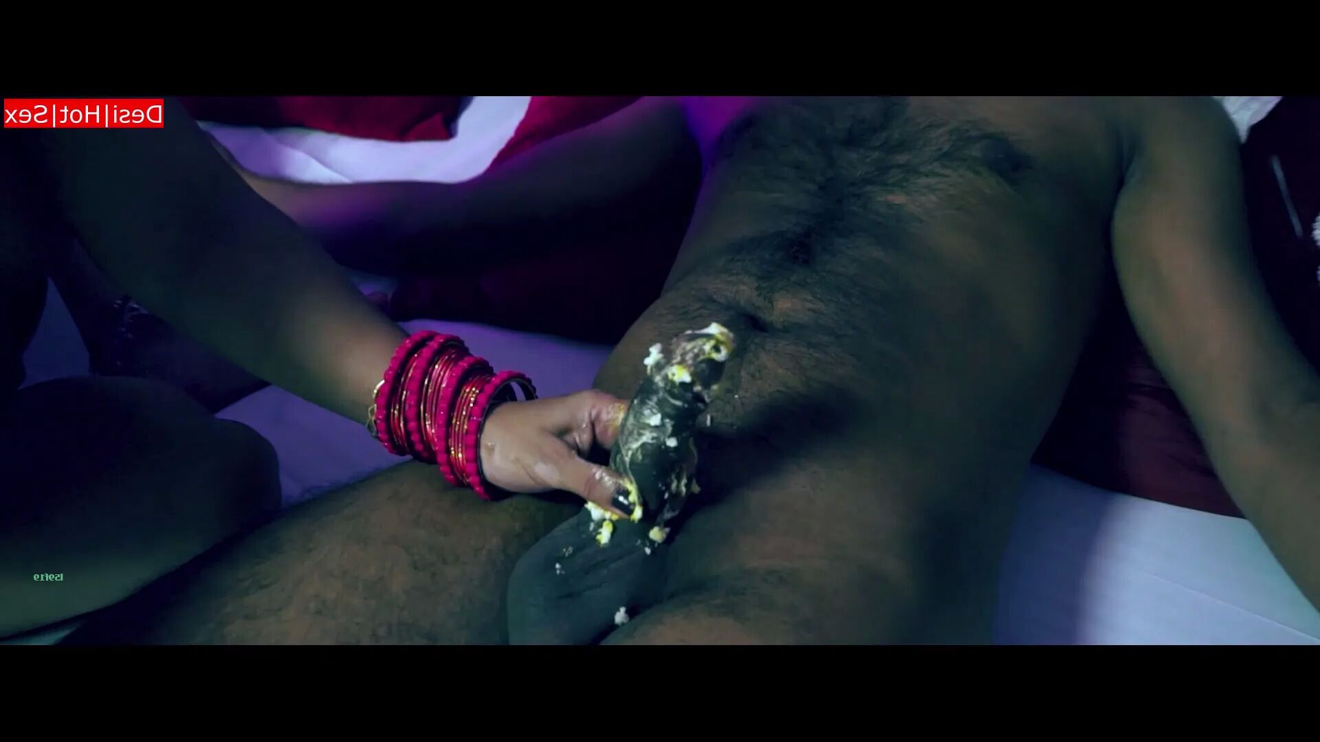 Indian Hot Bhabhi - 19 Pics