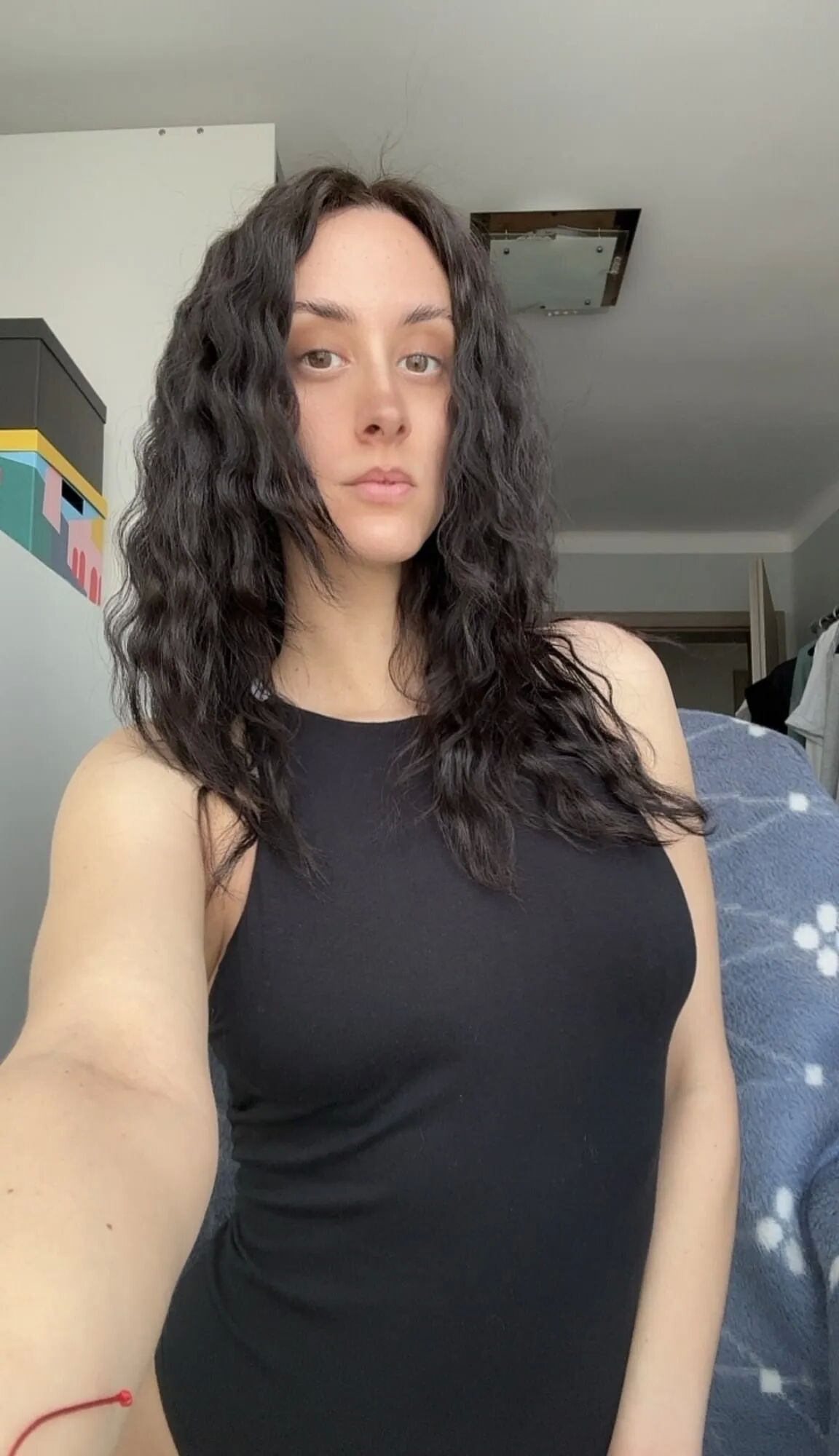 Sexy Brunette - 19 Pics