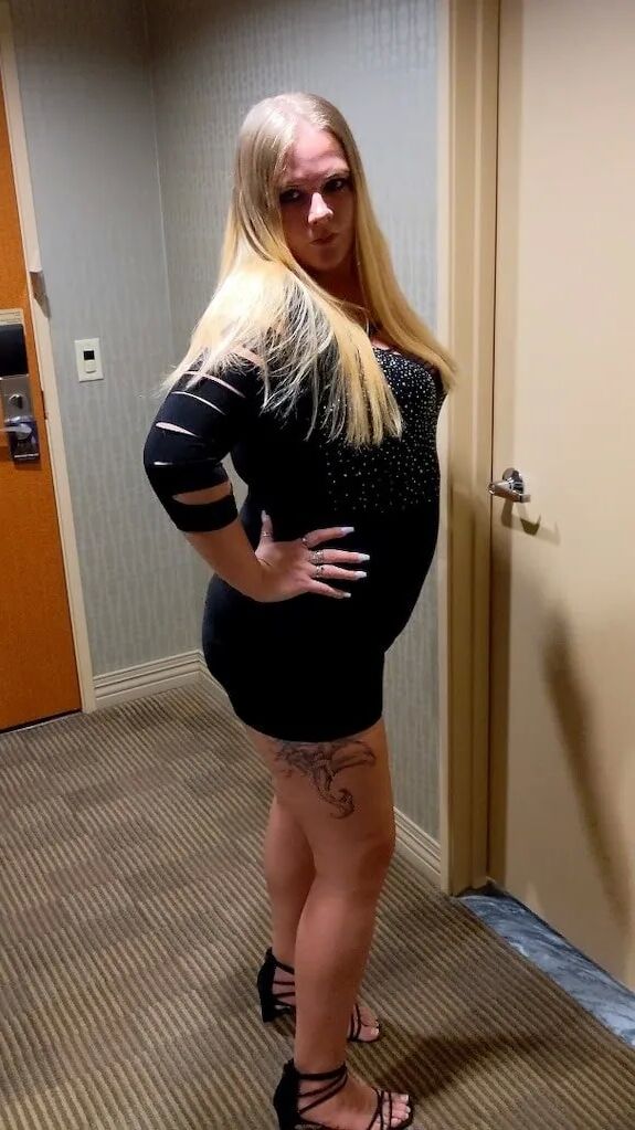 Nichole Madison SFW - 6 Pics