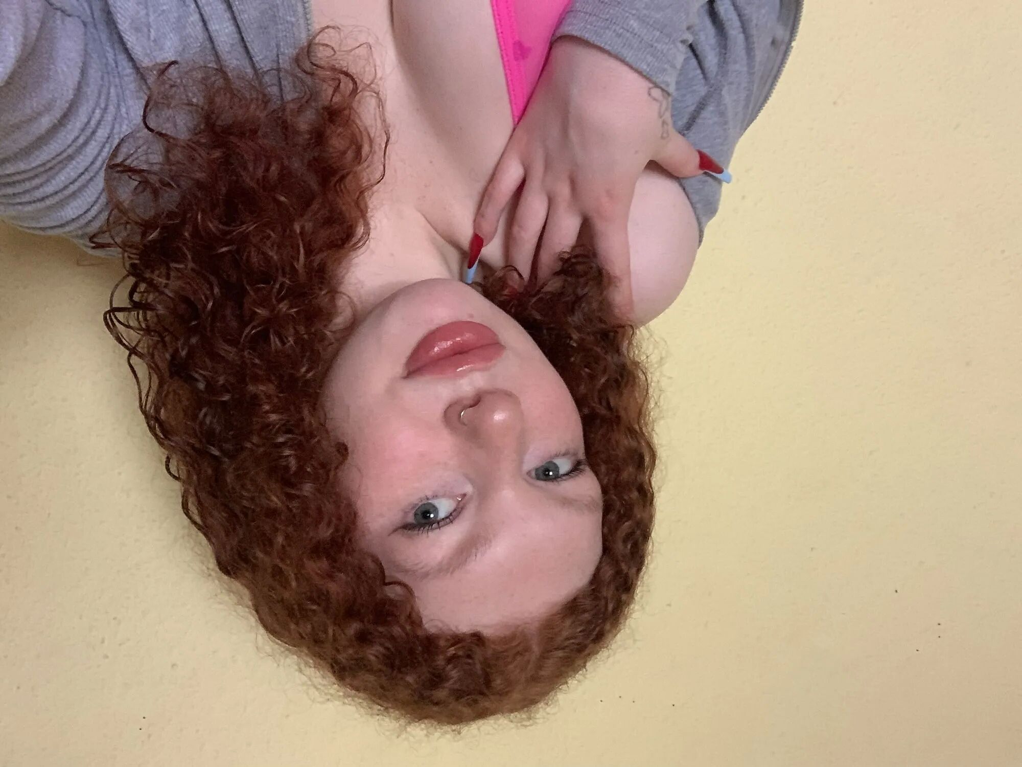 18yo red haired Teen - 23 Pics