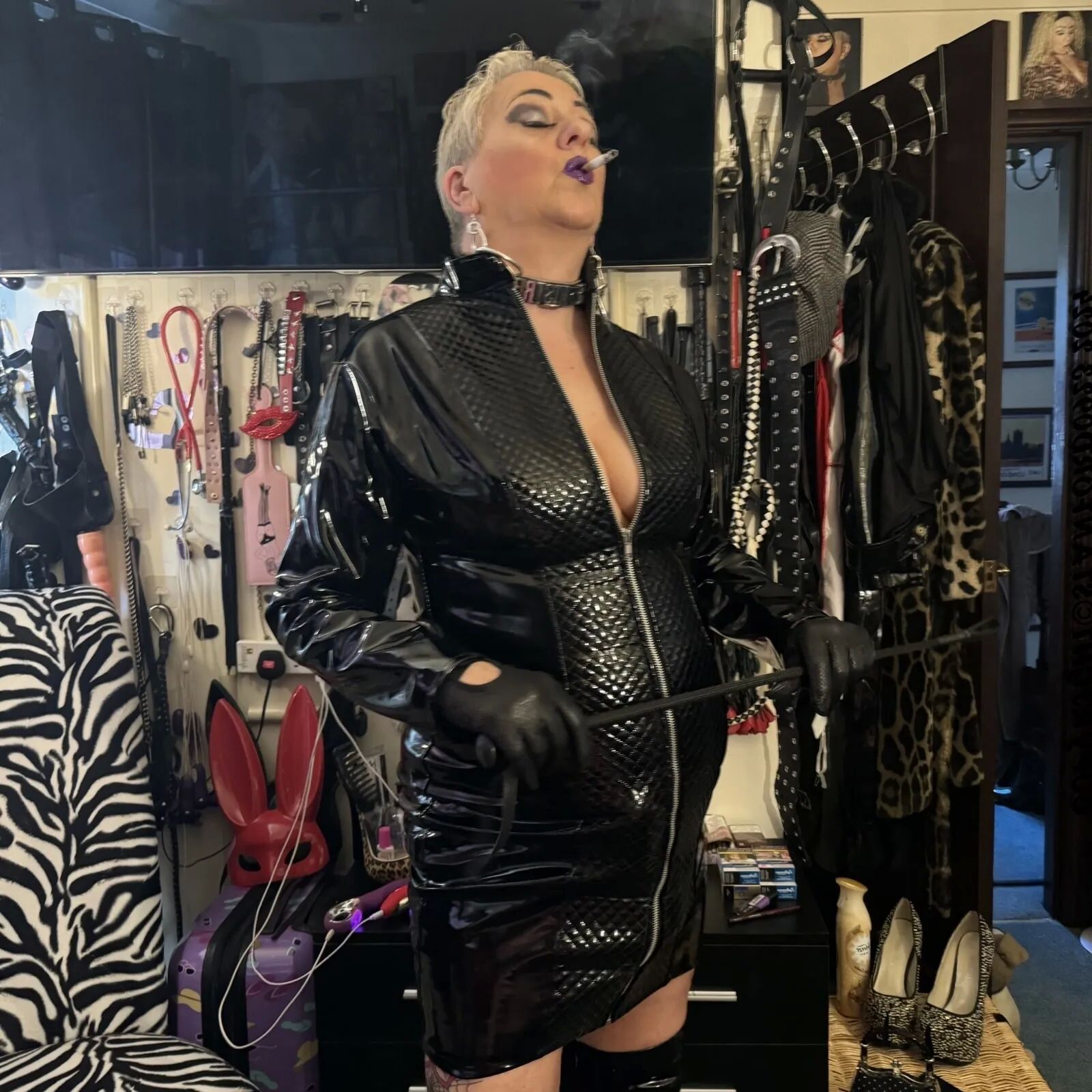 SHIRLEY MISS DOMINATRIX - 87 Pics