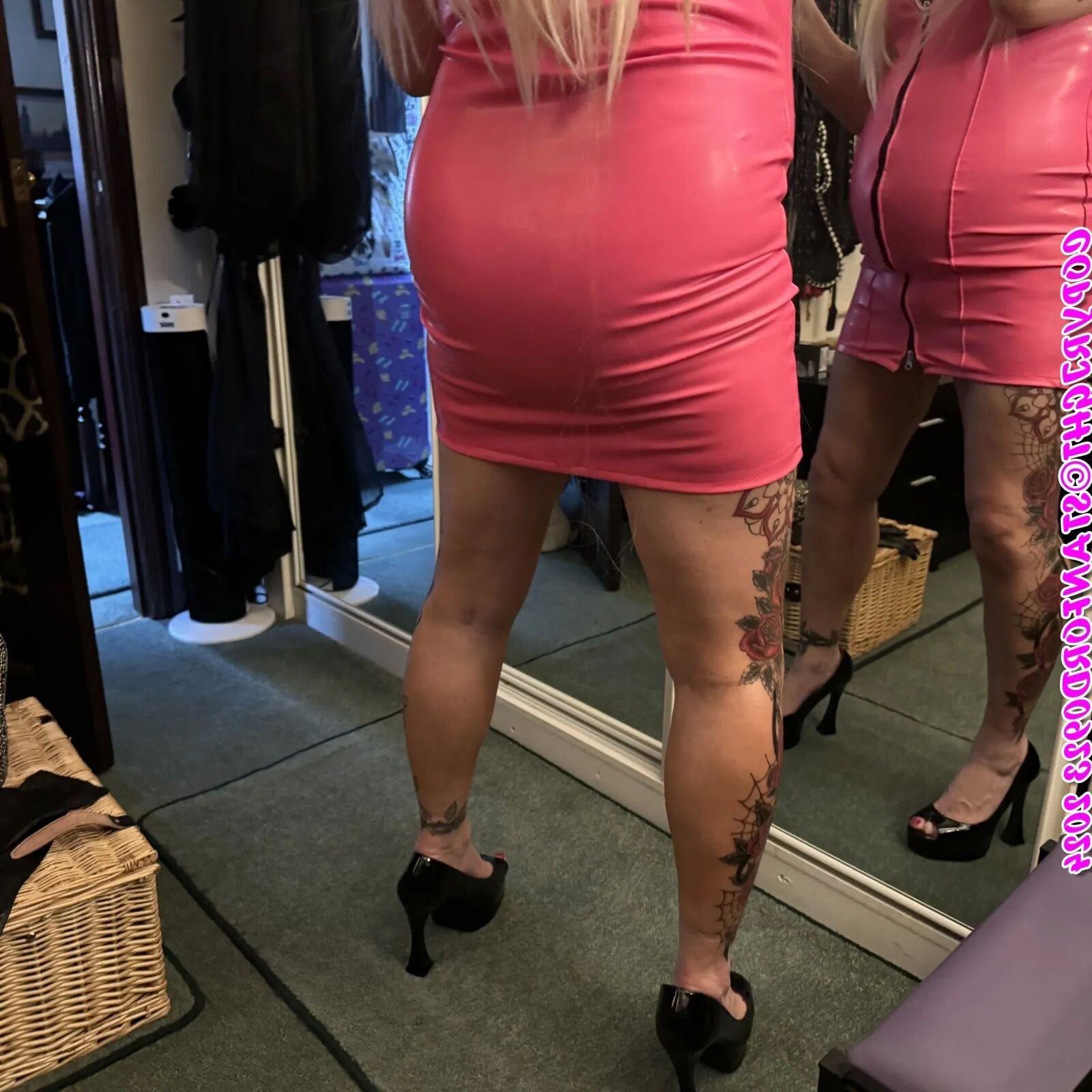 SHIRLEY WORK READY - 84 Pics