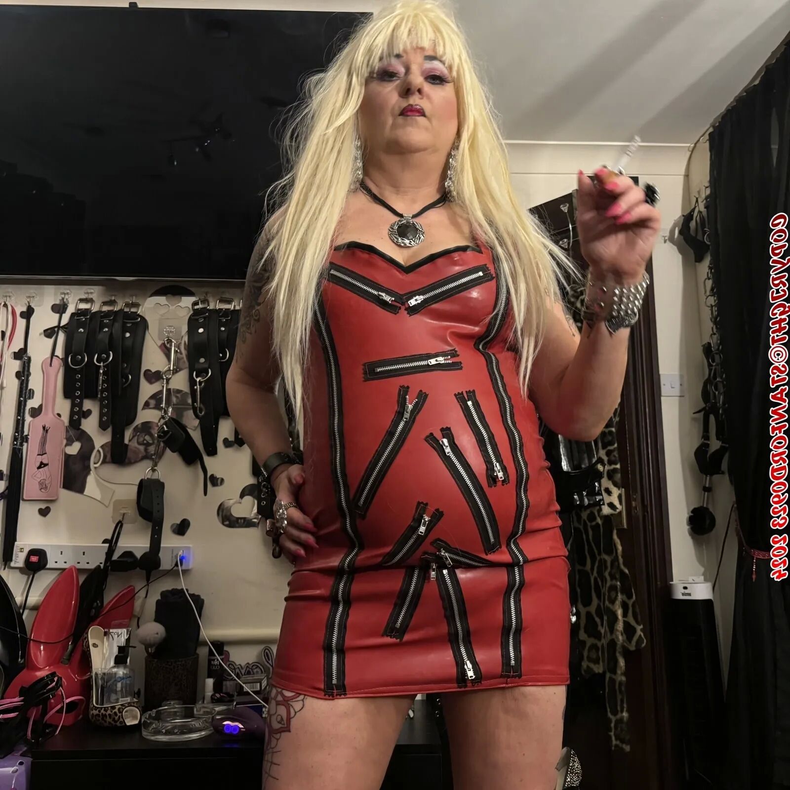 WHORE MOMMY TAKES YOUR COCK - 141 Pics
