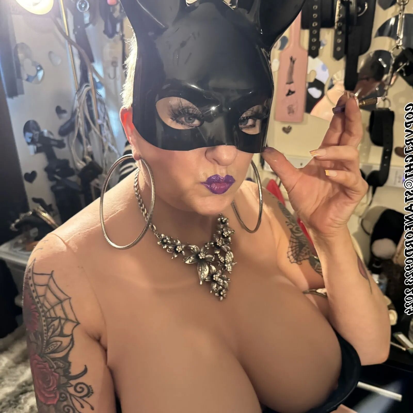 SHIRLEY SLUTTY BUNNY - 77 Pics