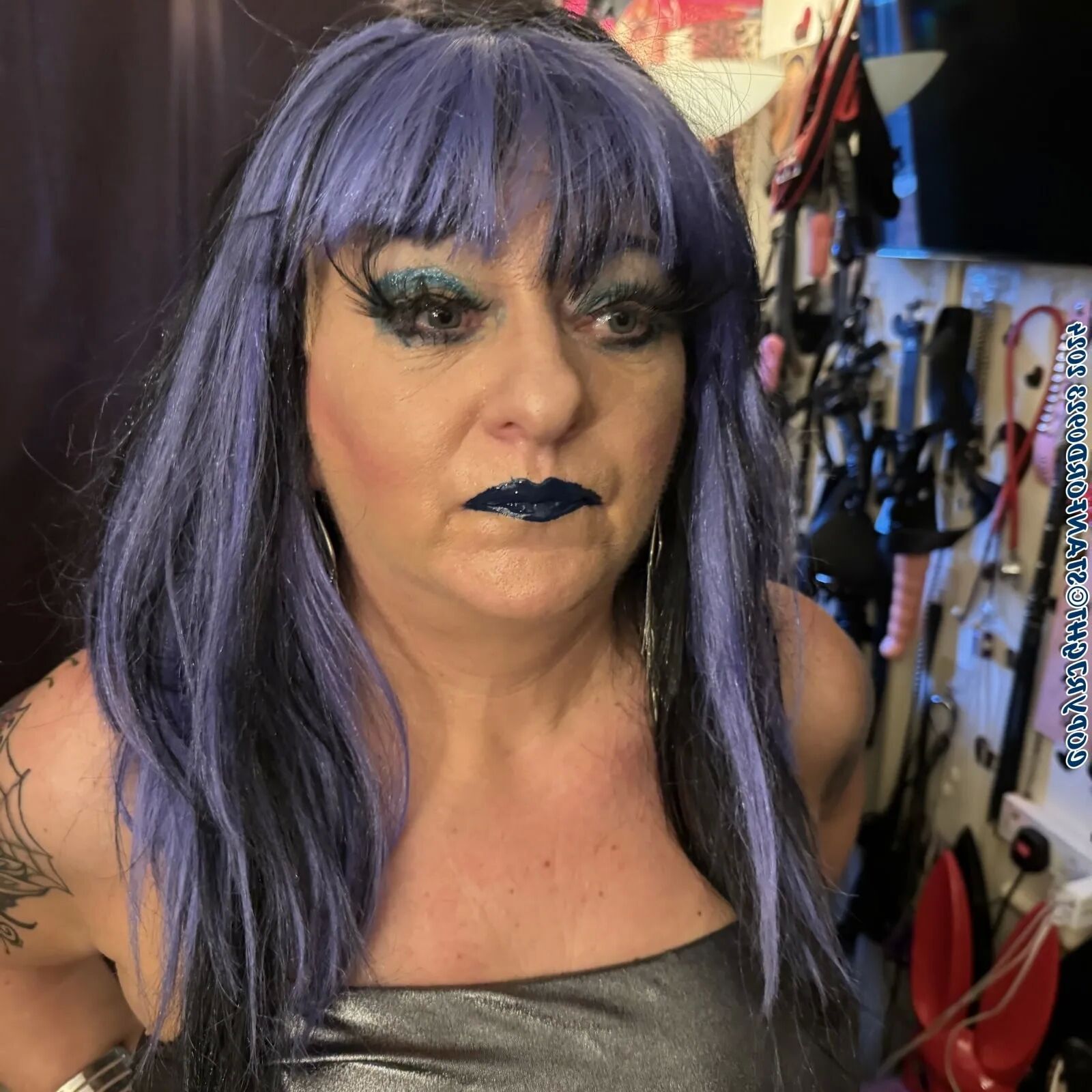 SHIRLEY TRASH MOM - 108 Pics