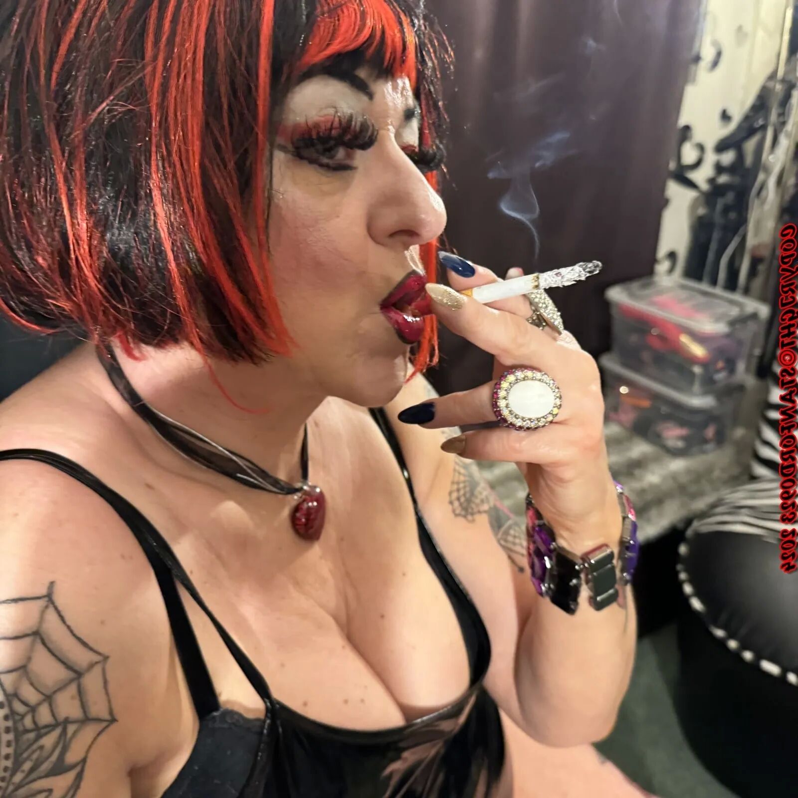 THE SLAG SHIRLEY - 117 Pics