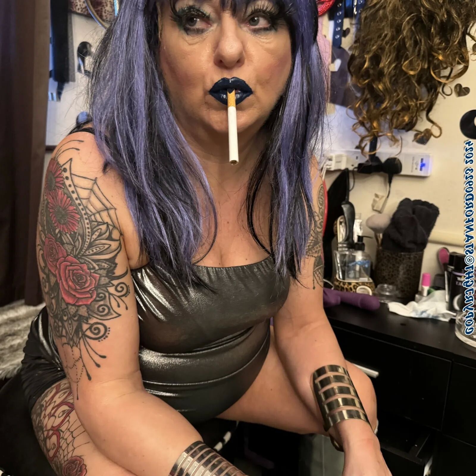 SHIRLEY TRASH MOM - 108 Pics