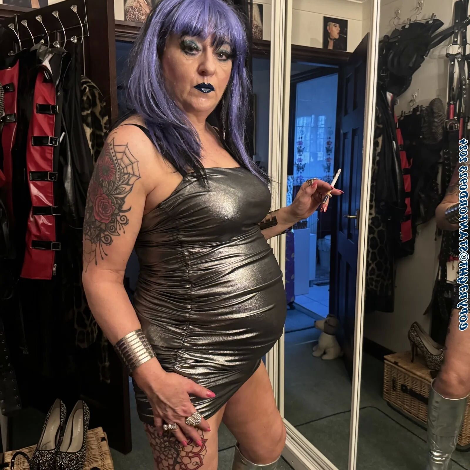 SHIRLEY TRASH MOM - 108 Pics