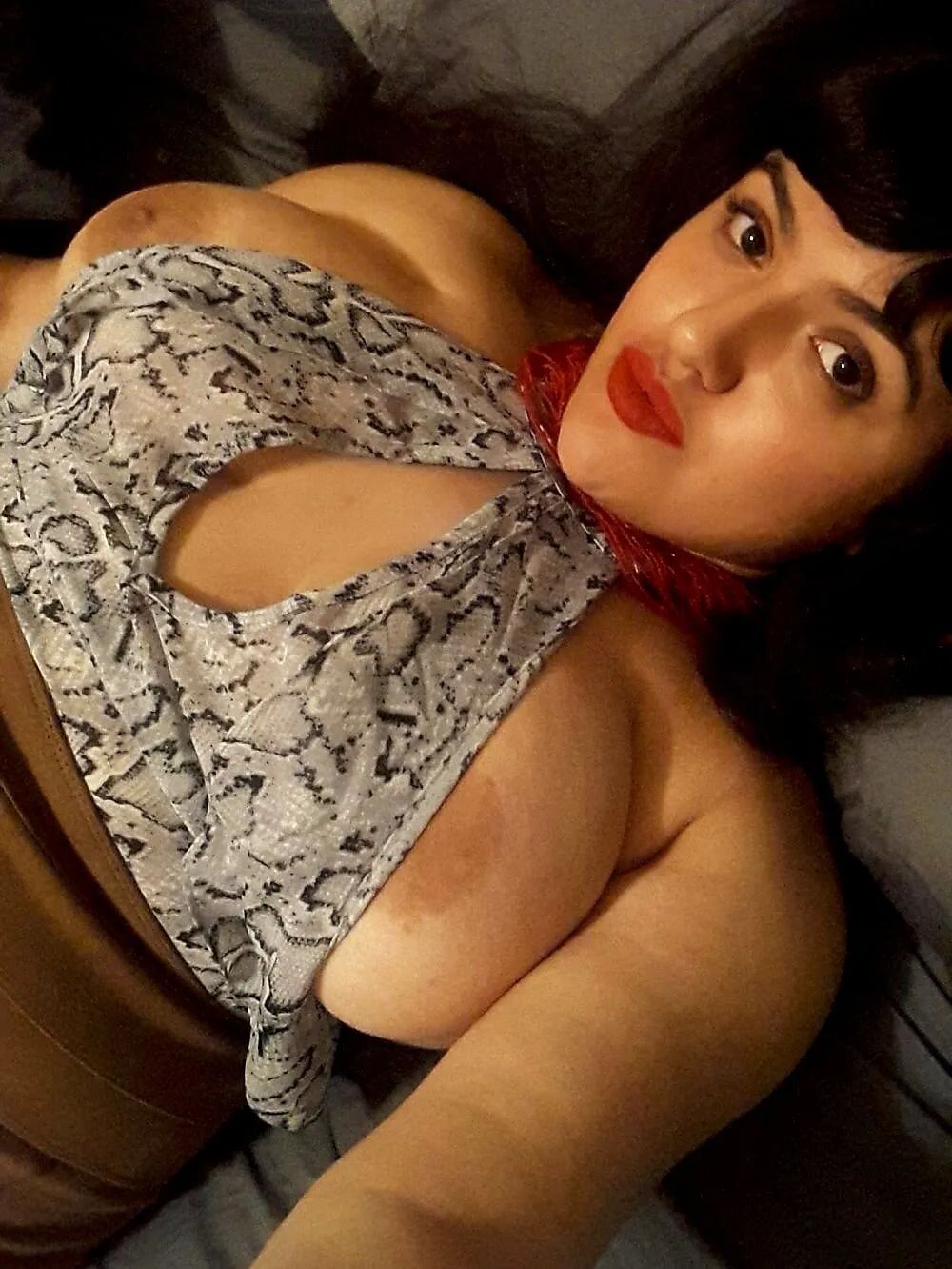Horny Mexicana Tetona Having Some Fun :) - 9 Pics
