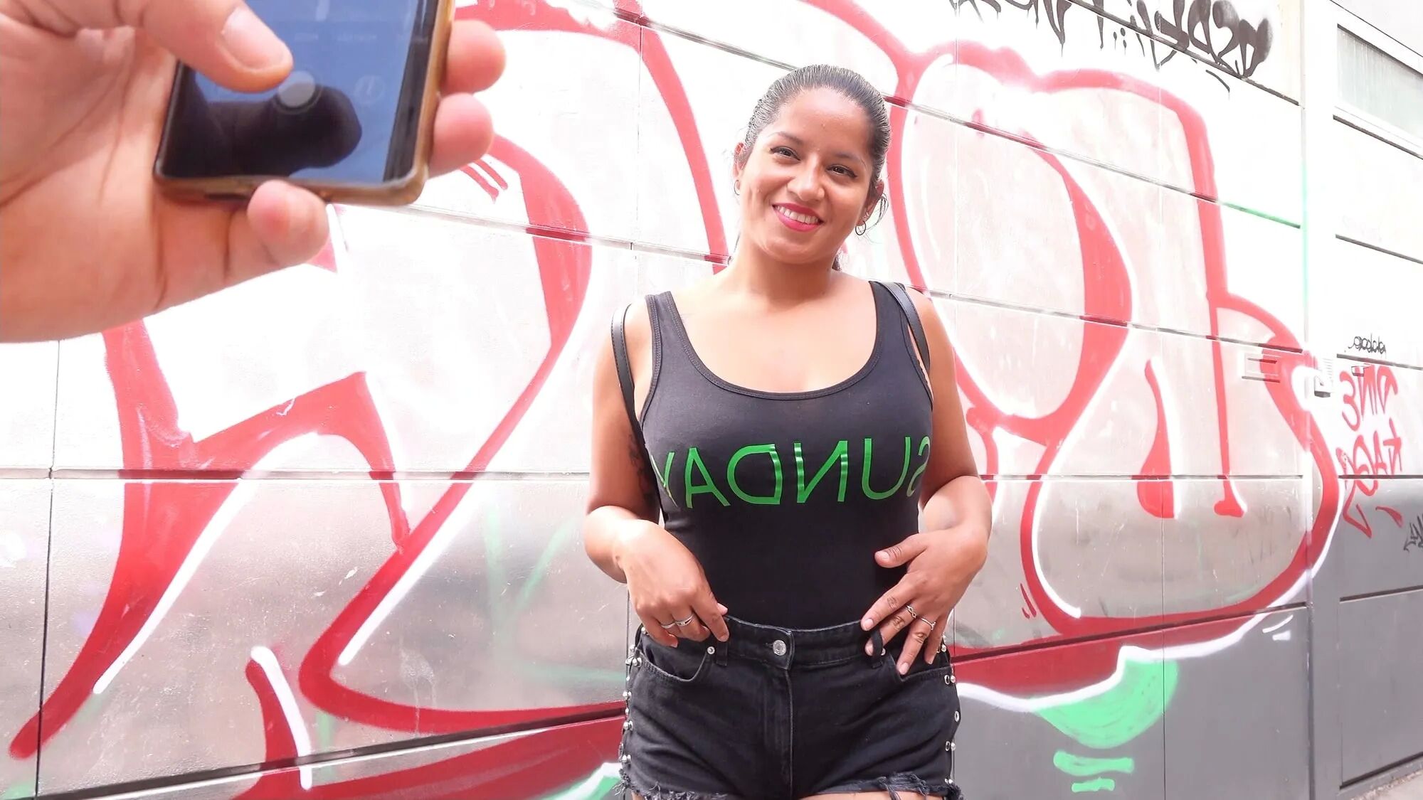Curvy Latina Amy Amor with Big natural Tits and Butt - 12 Pics