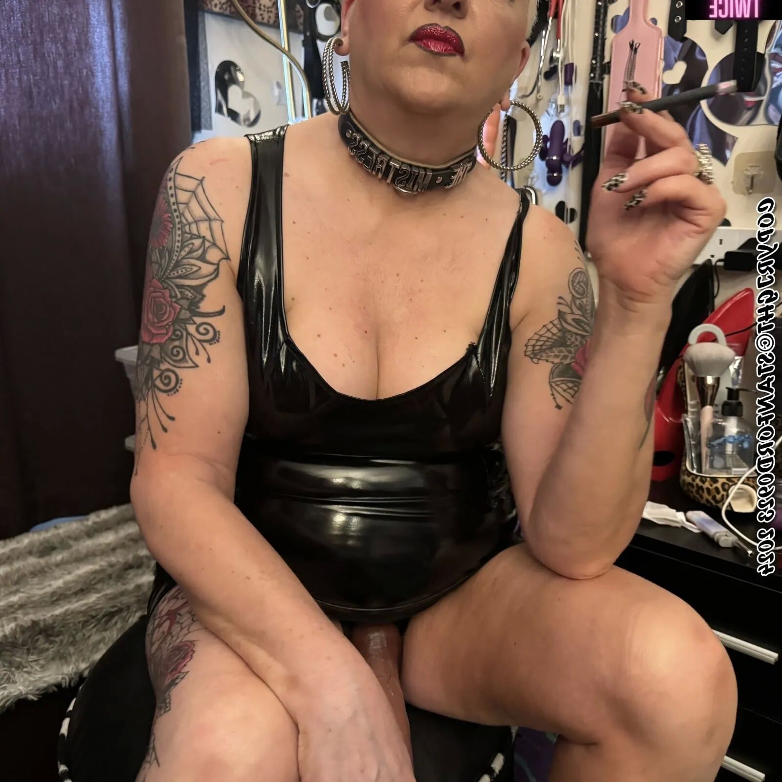 I WANT TO USE YOU AND YOU WILL CUM TWICE - 62 Pics