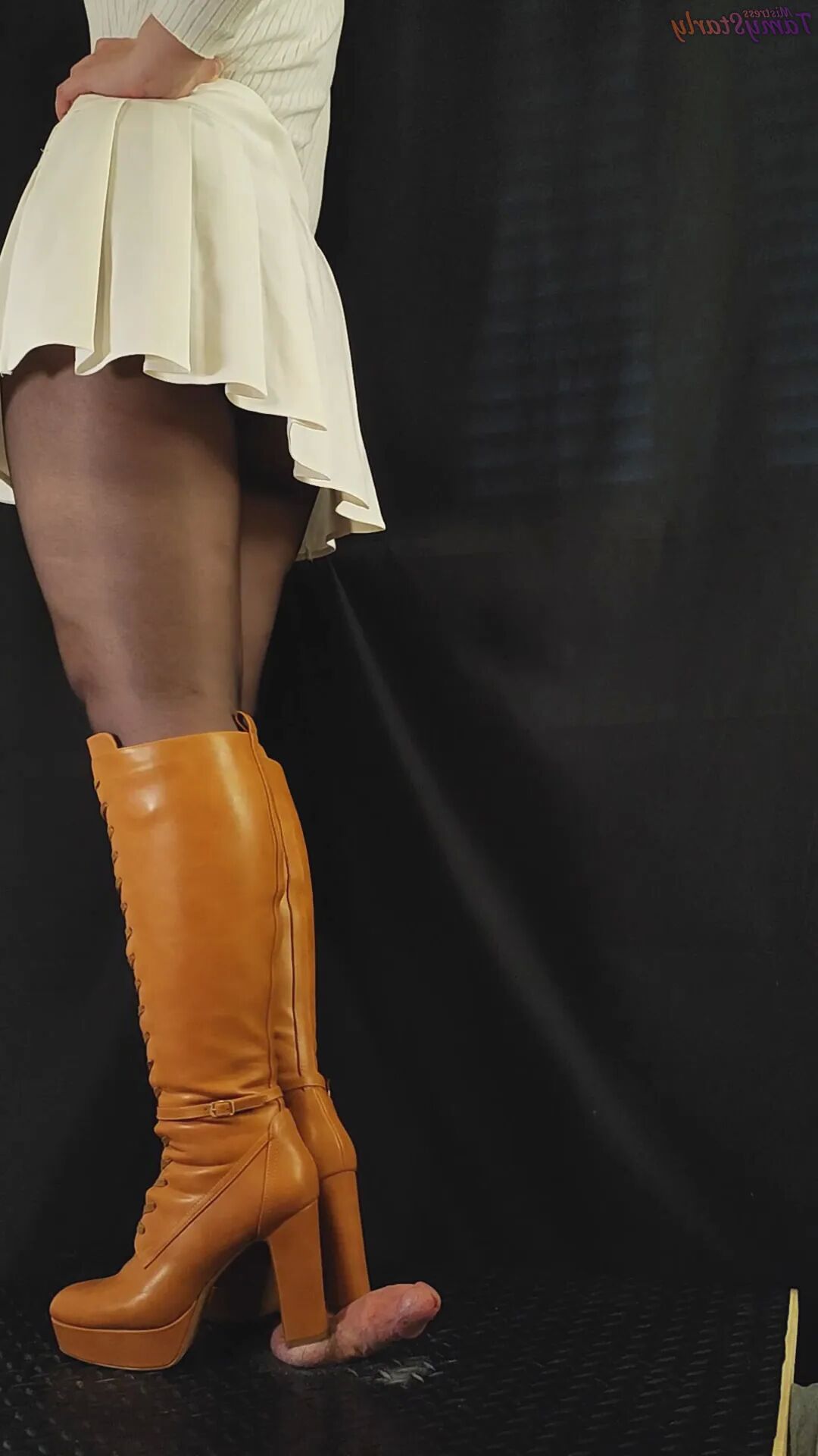 Leather Soft Bootjob in Brown Boots - Ball Stomp, Bootjob - 10 Pics