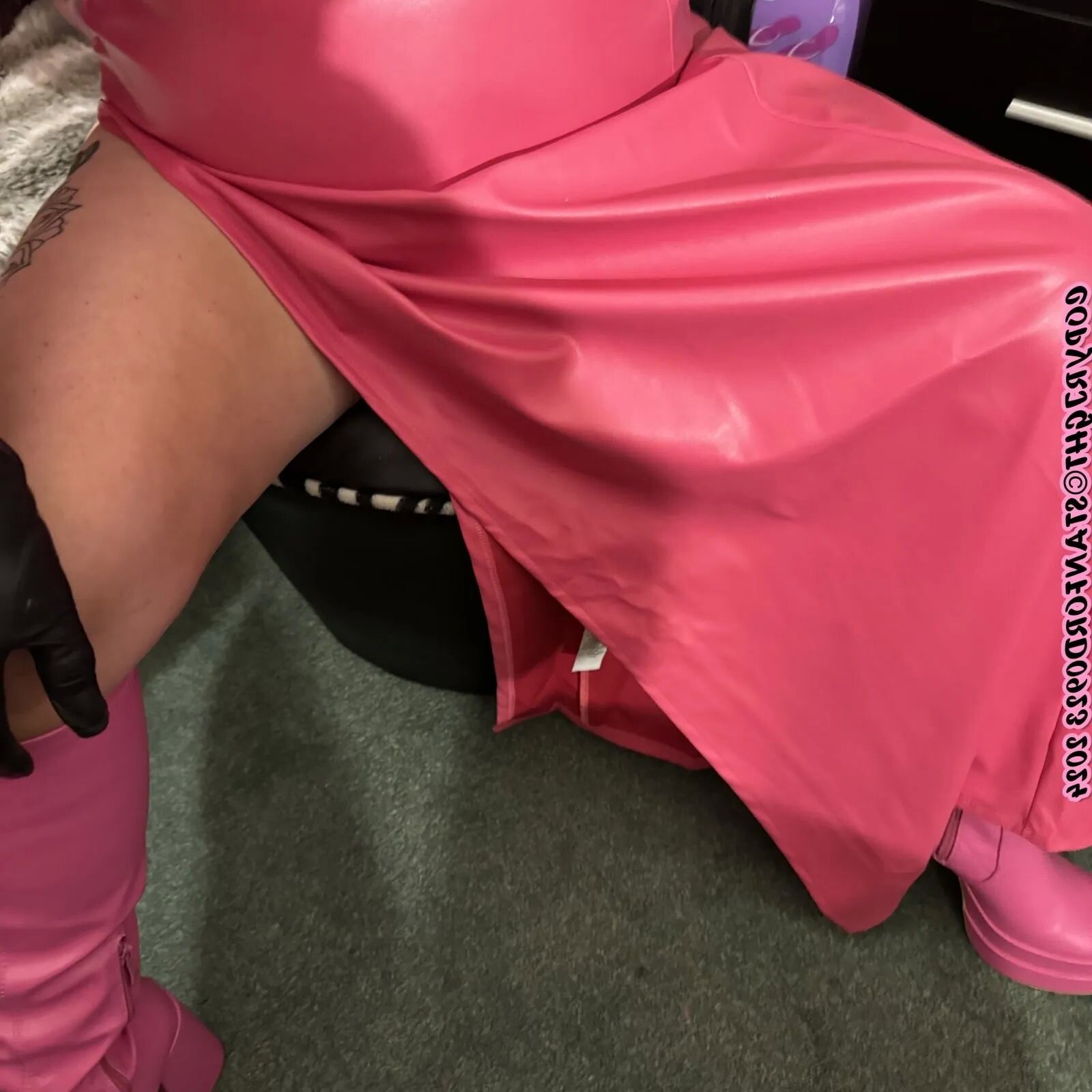 HOOKER BARBIE -SHIRLEY - 108 Pics