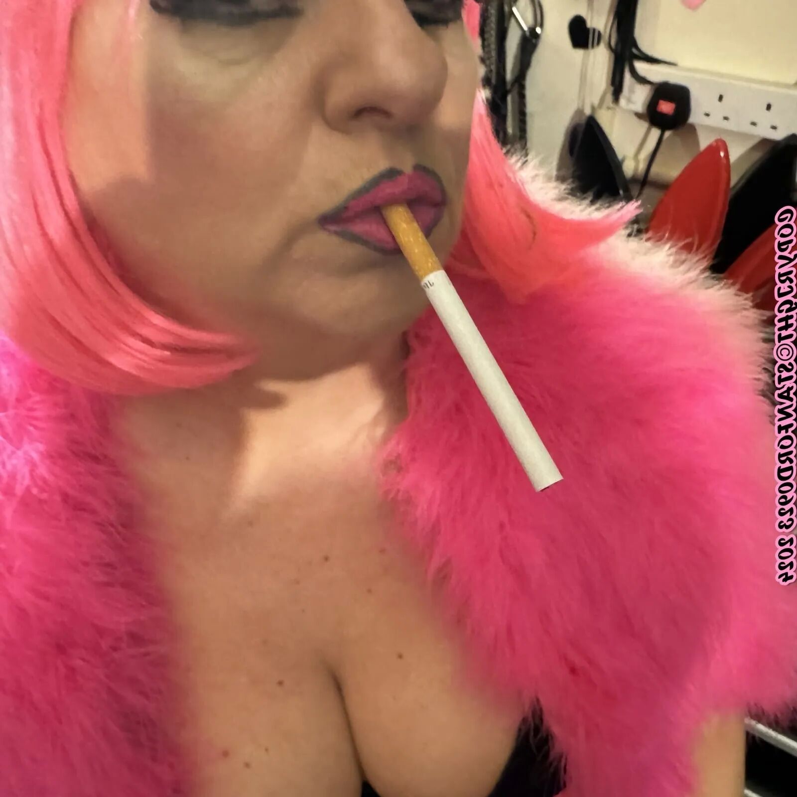 HOOKER BARBIE -SHIRLEY - 108 Pics