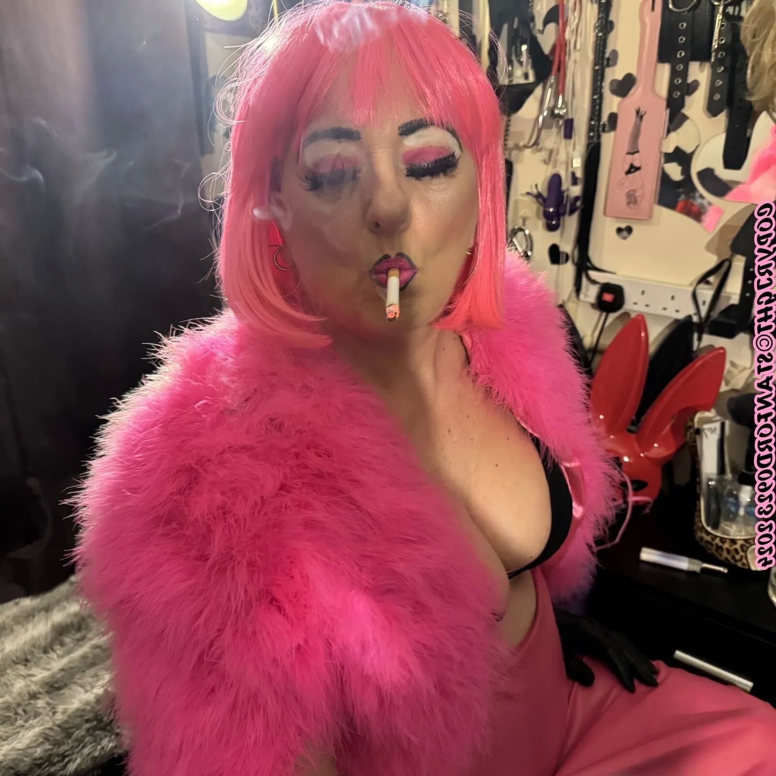 HOOKER BARBIE -SHIRLEY - 108 Pics