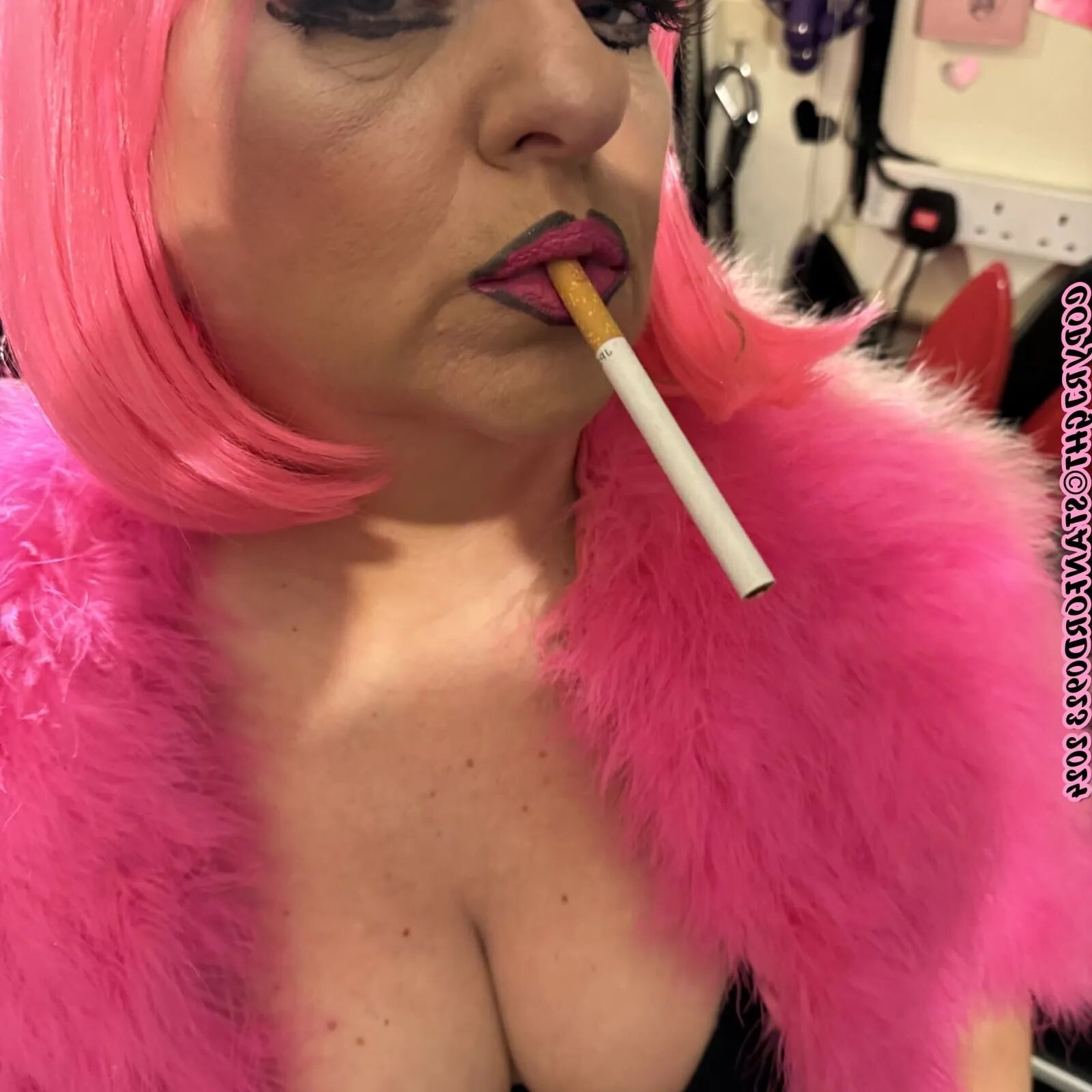 HOOKER BARBIE -SHIRLEY - 108 Pics