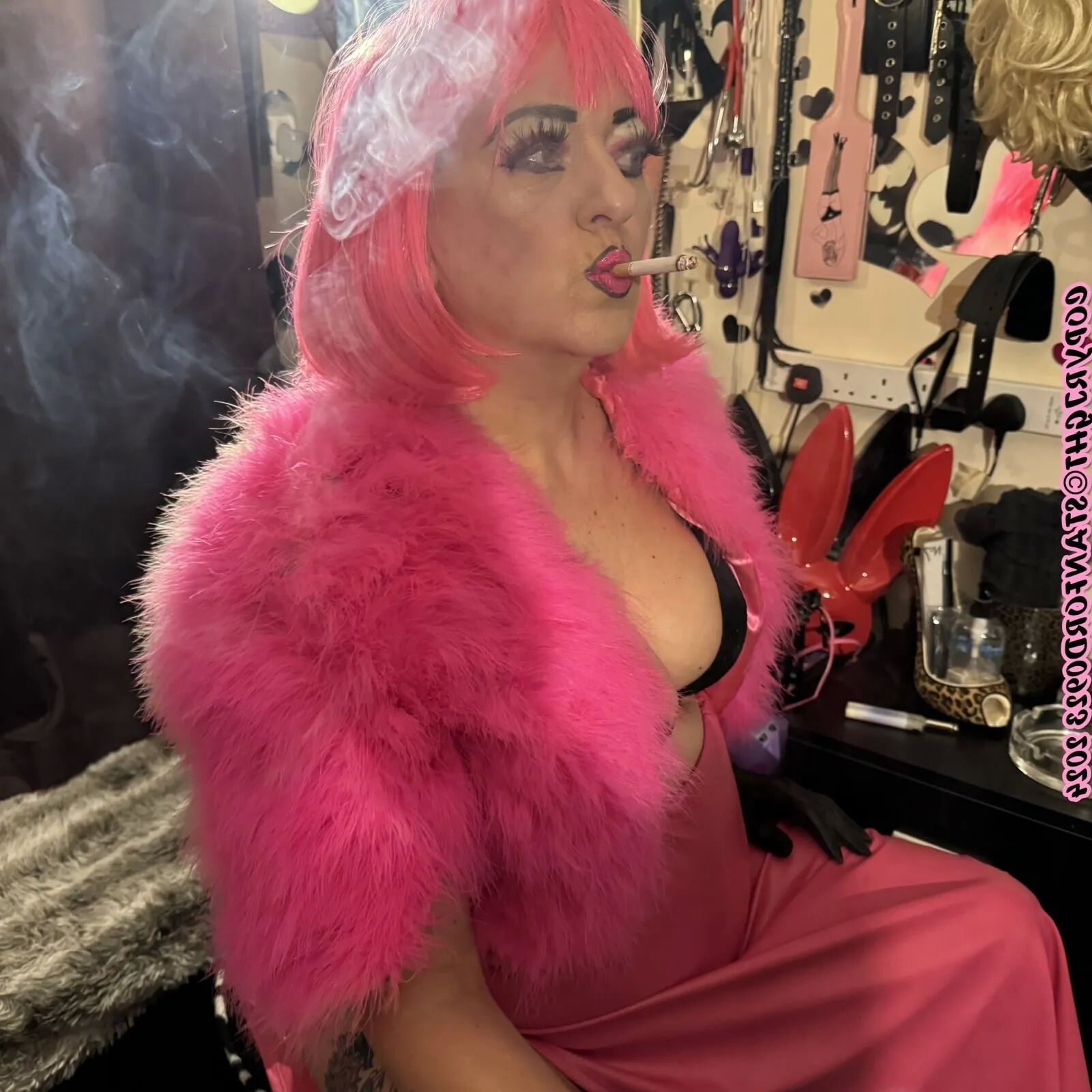 HOOKER BARBIE -SHIRLEY - 108 Pics